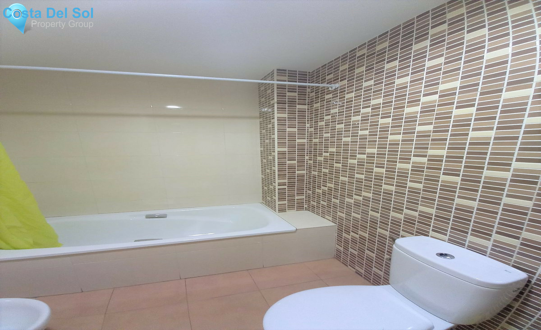 Middle Floor Apartment in Benalmadena-1436022