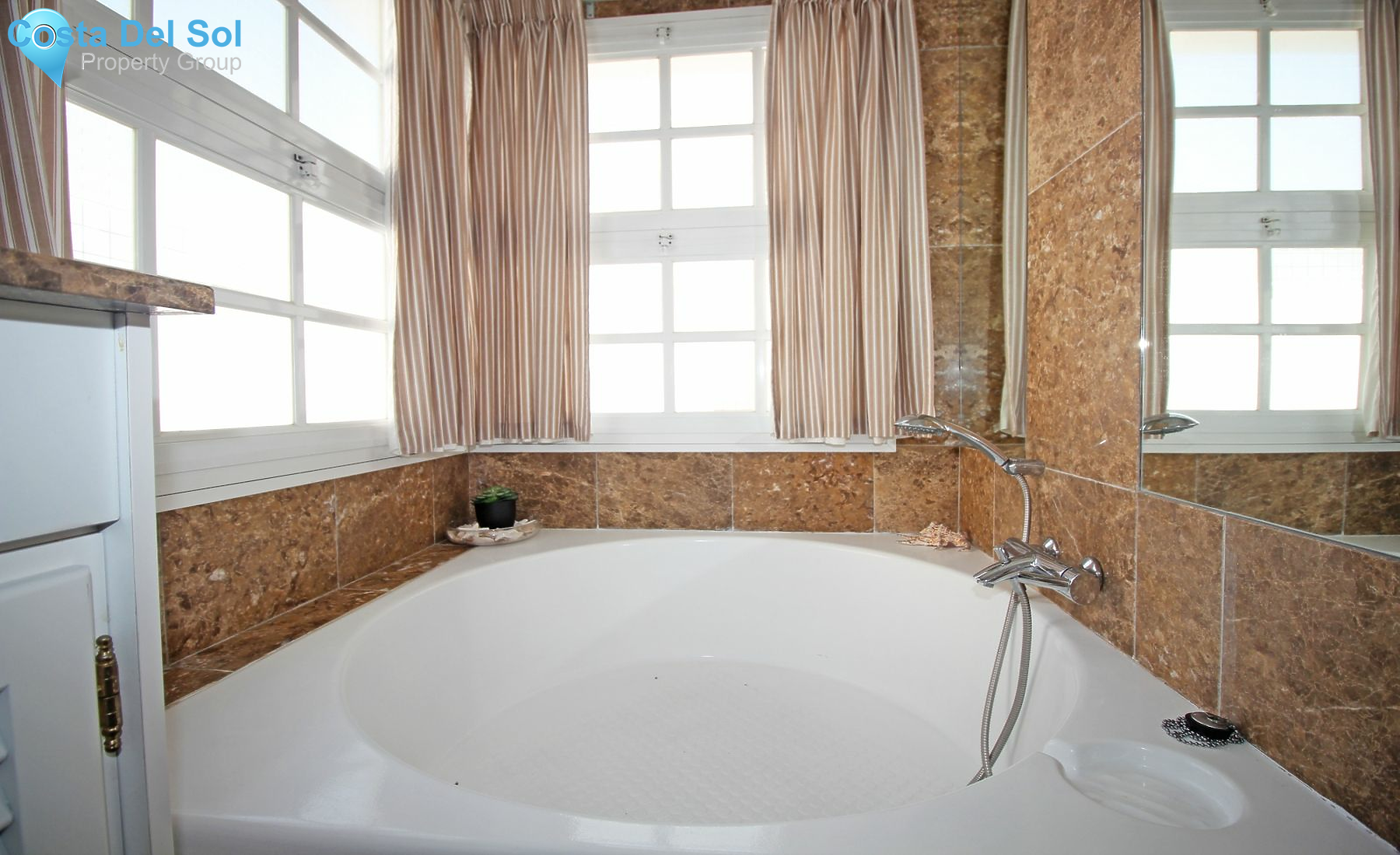 Middle Floor Apartment in Benalmadena-1449369