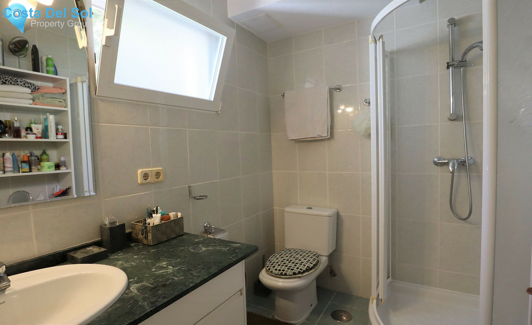 Middle Floor Apartment in Calahonda-1249529