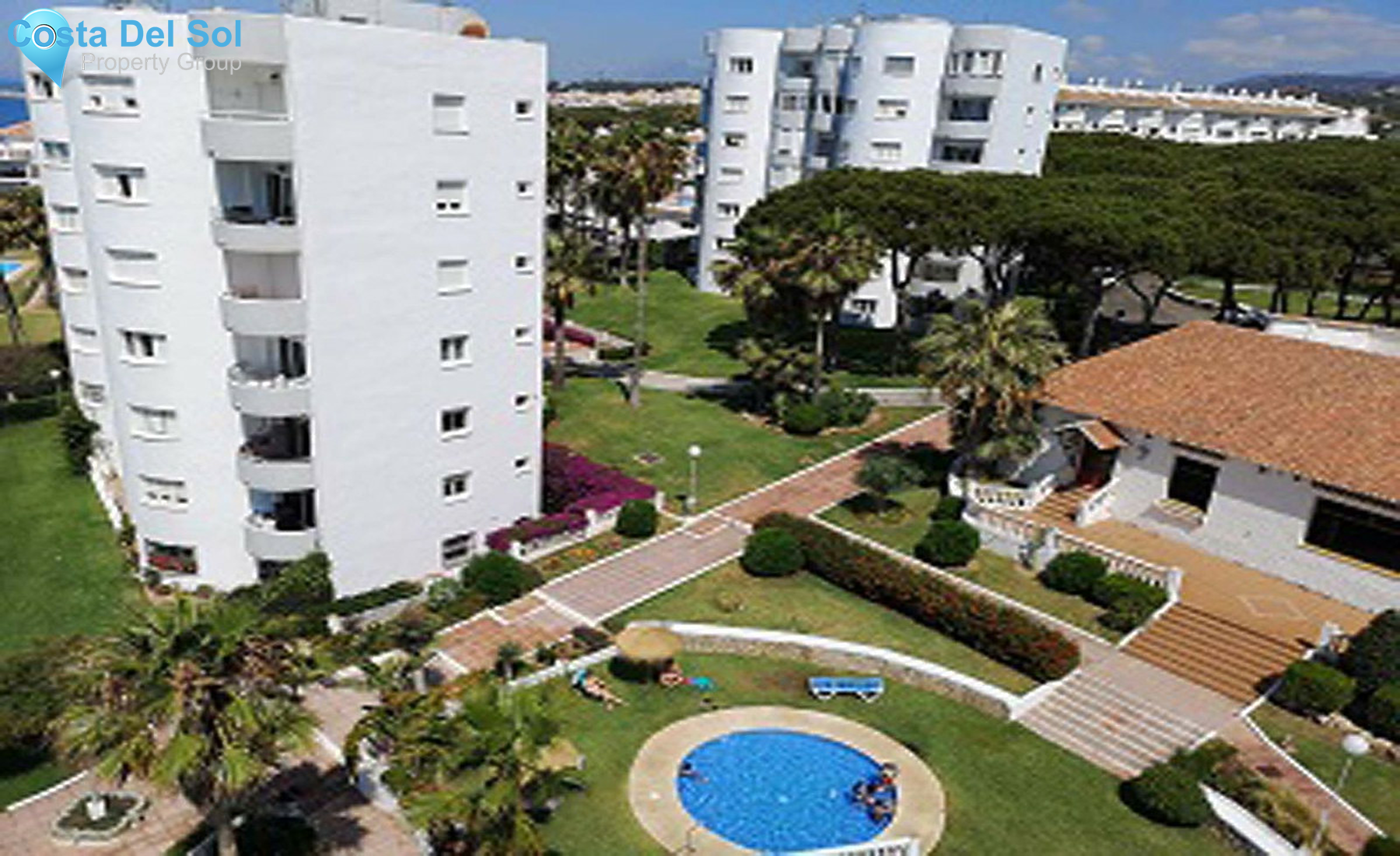 Middle Floor Apartment in Calahonda-1249530