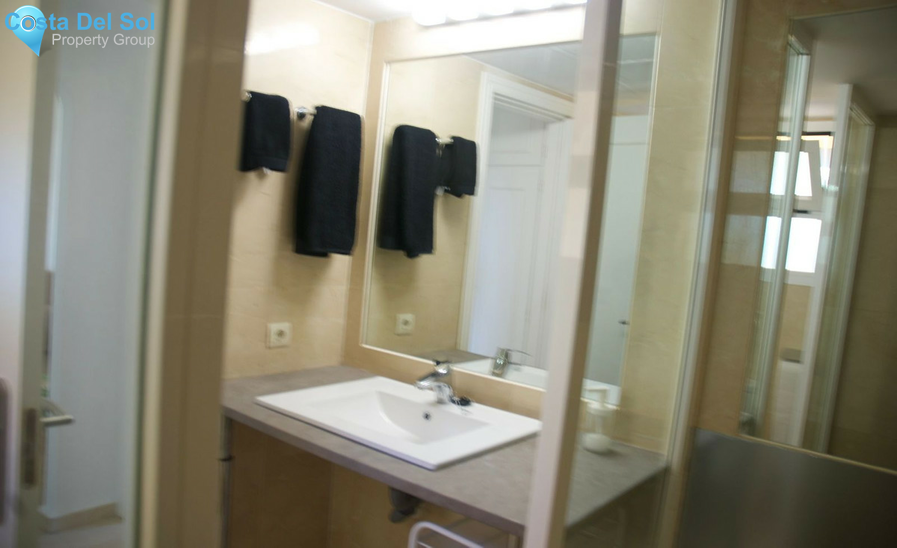 Middle Floor Apartment in Calahonda-1257128