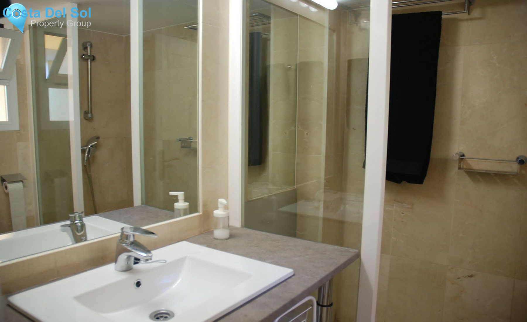 Middle Floor Apartment in Calahonda-1257130