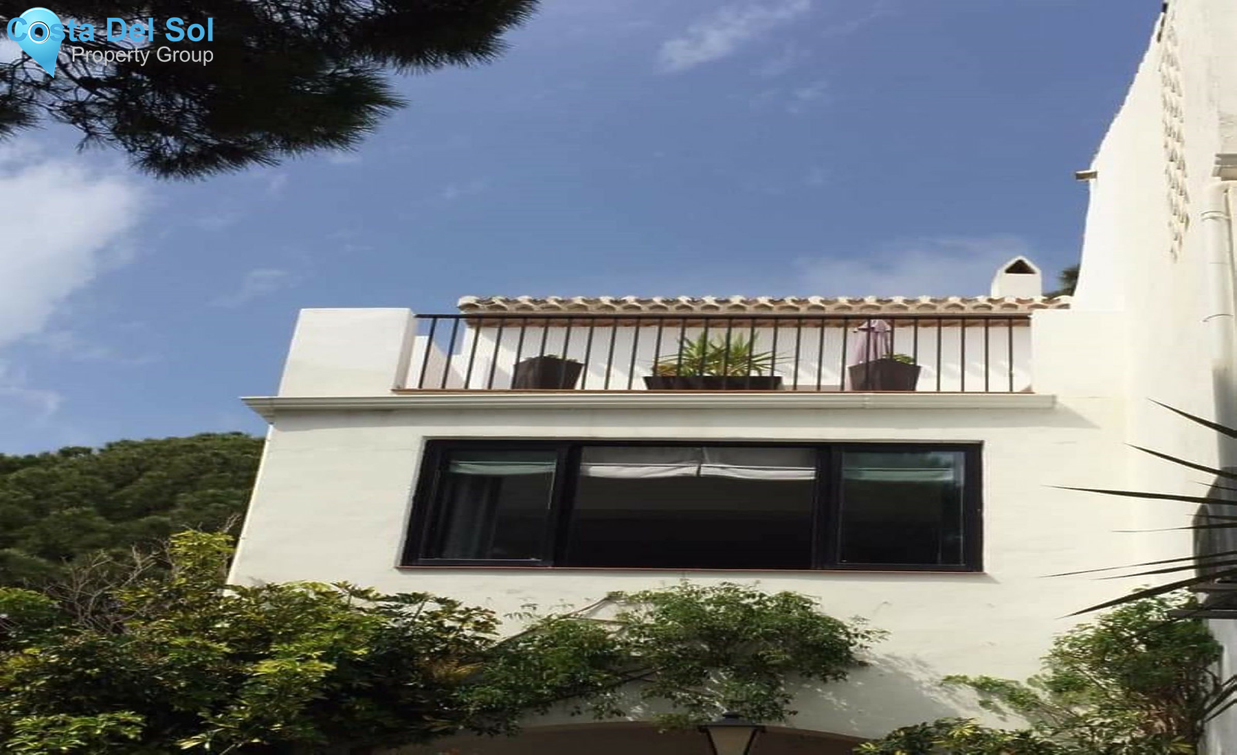 Middle Floor Apartment in Calahonda-1271722