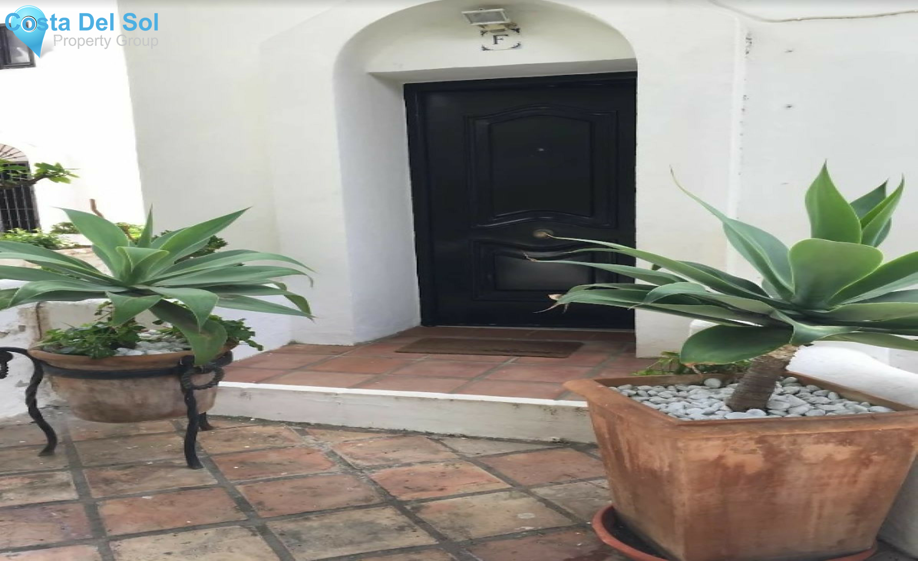 Middle Floor Apartment in Calahonda-1271723