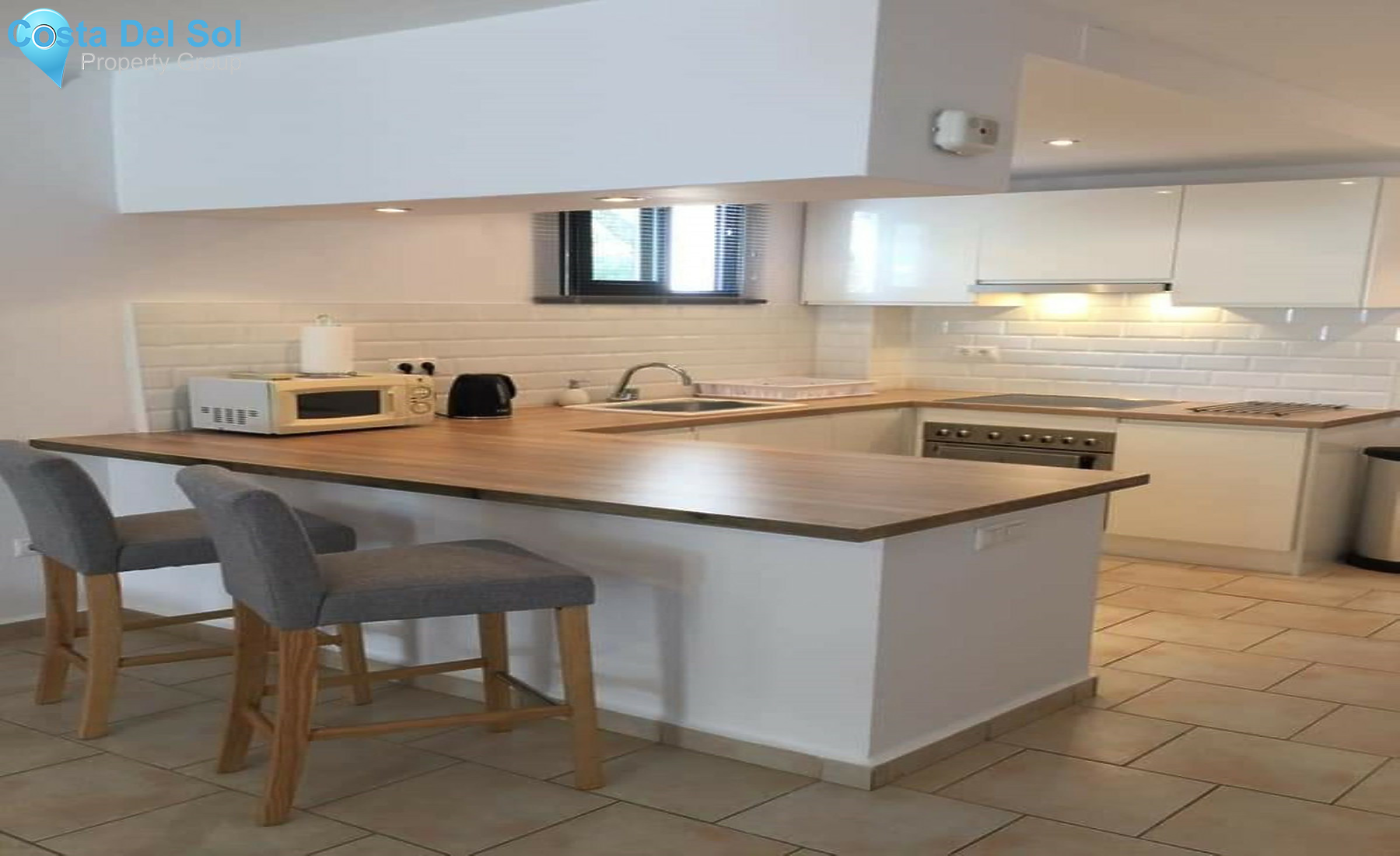 Middle Floor Apartment in Calahonda-1271711