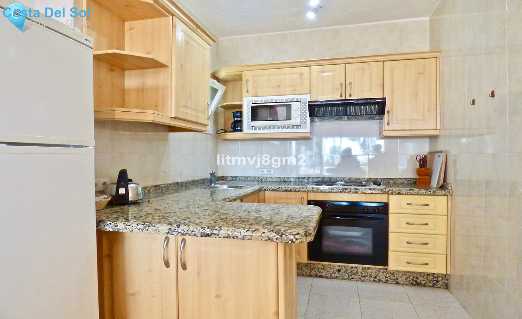 Middle Floor Apartment in Calahonda-1357434