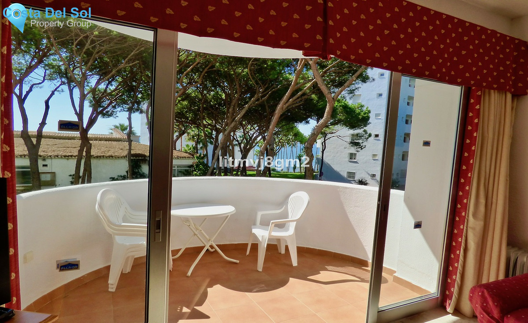 Middle Floor Apartment in Calahonda-1357435