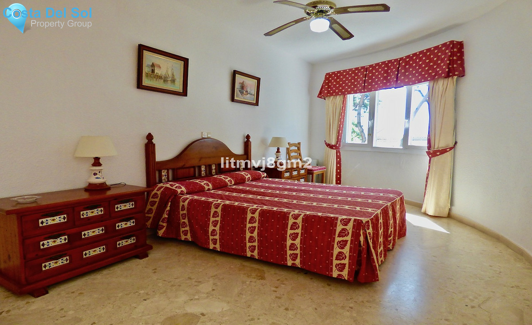 Middle Floor Apartment in Calahonda-1357436