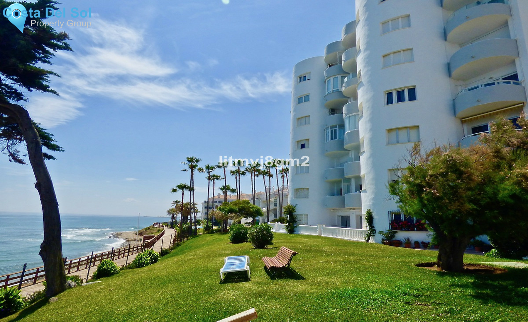 Middle Floor Apartment in Calahonda-1357439