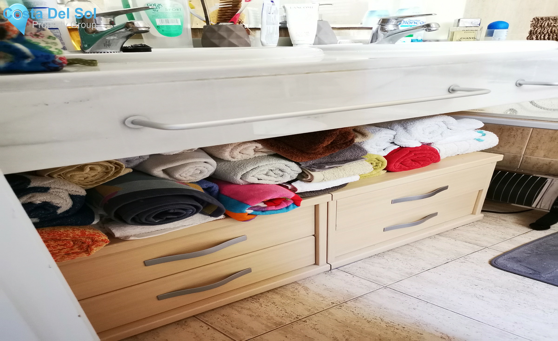 Middle Floor Apartment in Calahonda-1360700