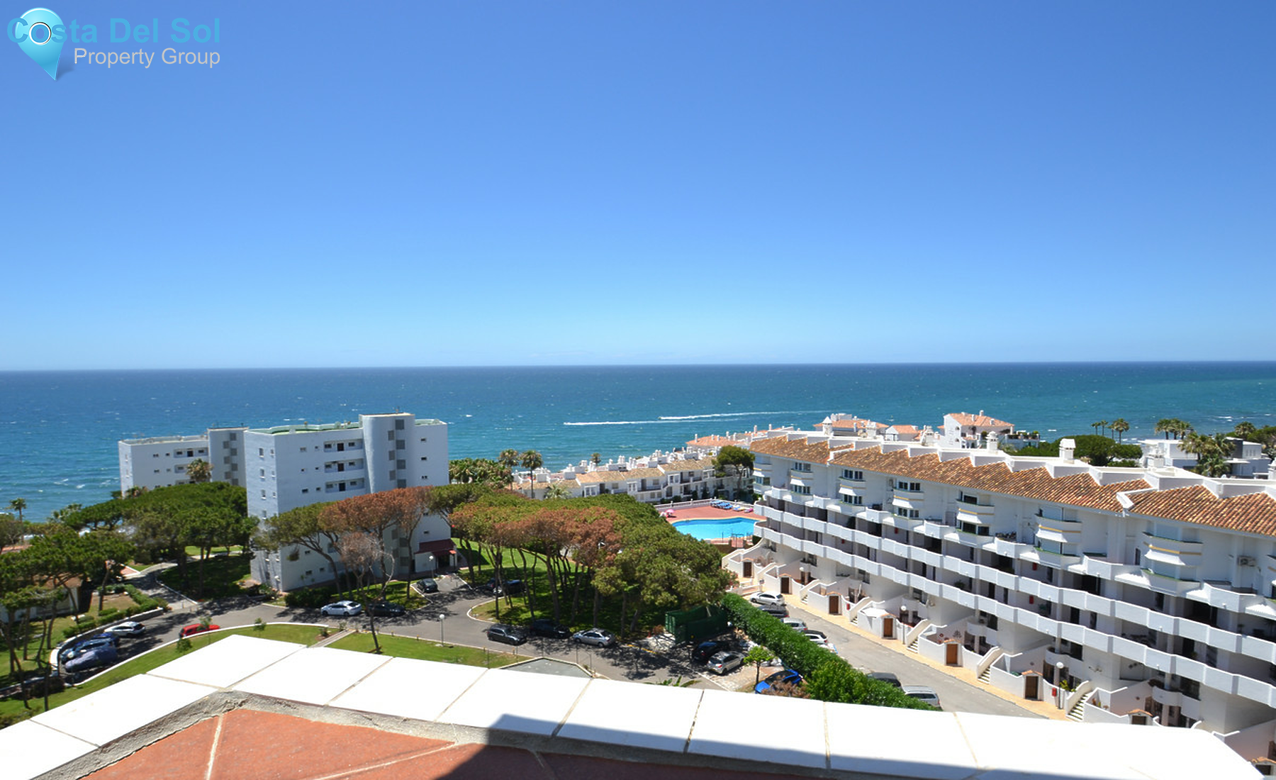 Middle Floor Apartment in Calahonda-1407334