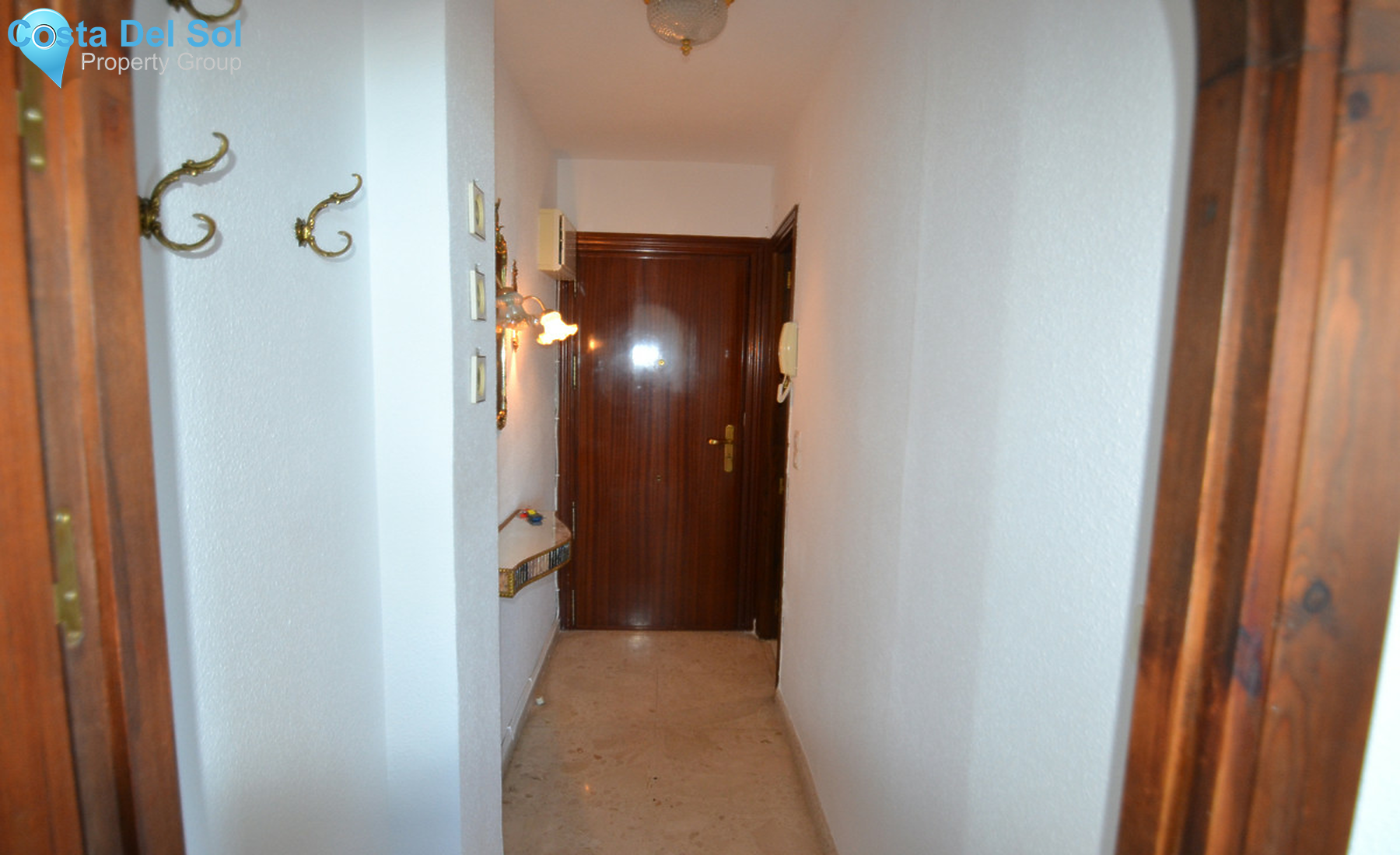 Middle Floor Apartment in Calahonda-1407335