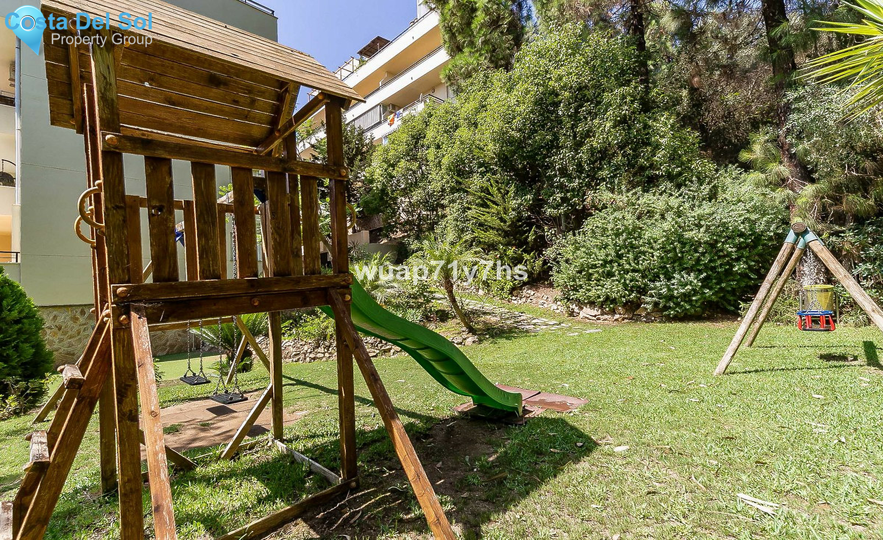 Middle Floor Apartment in Calahonda