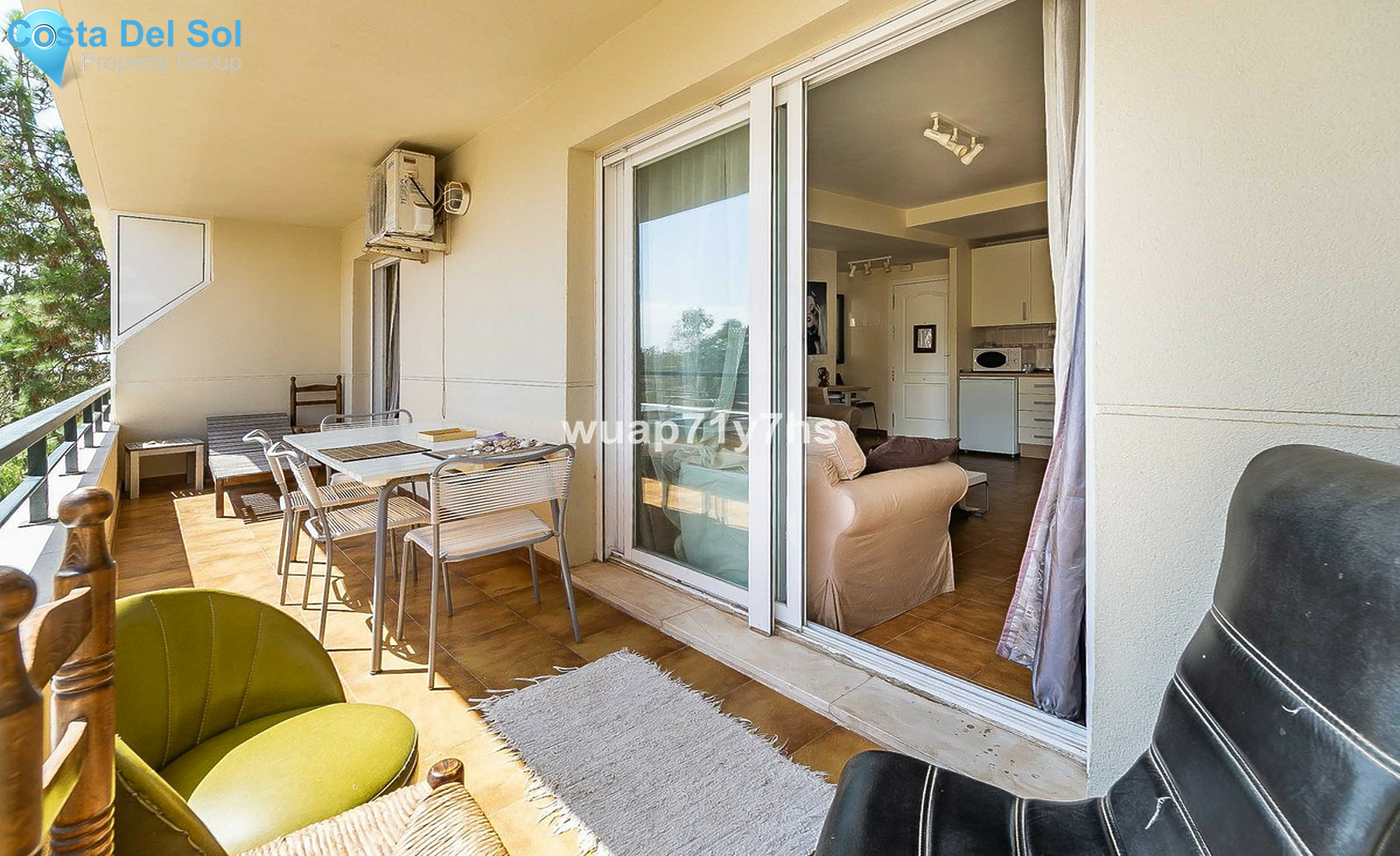 Middle Floor Apartment in Calahonda-1415531