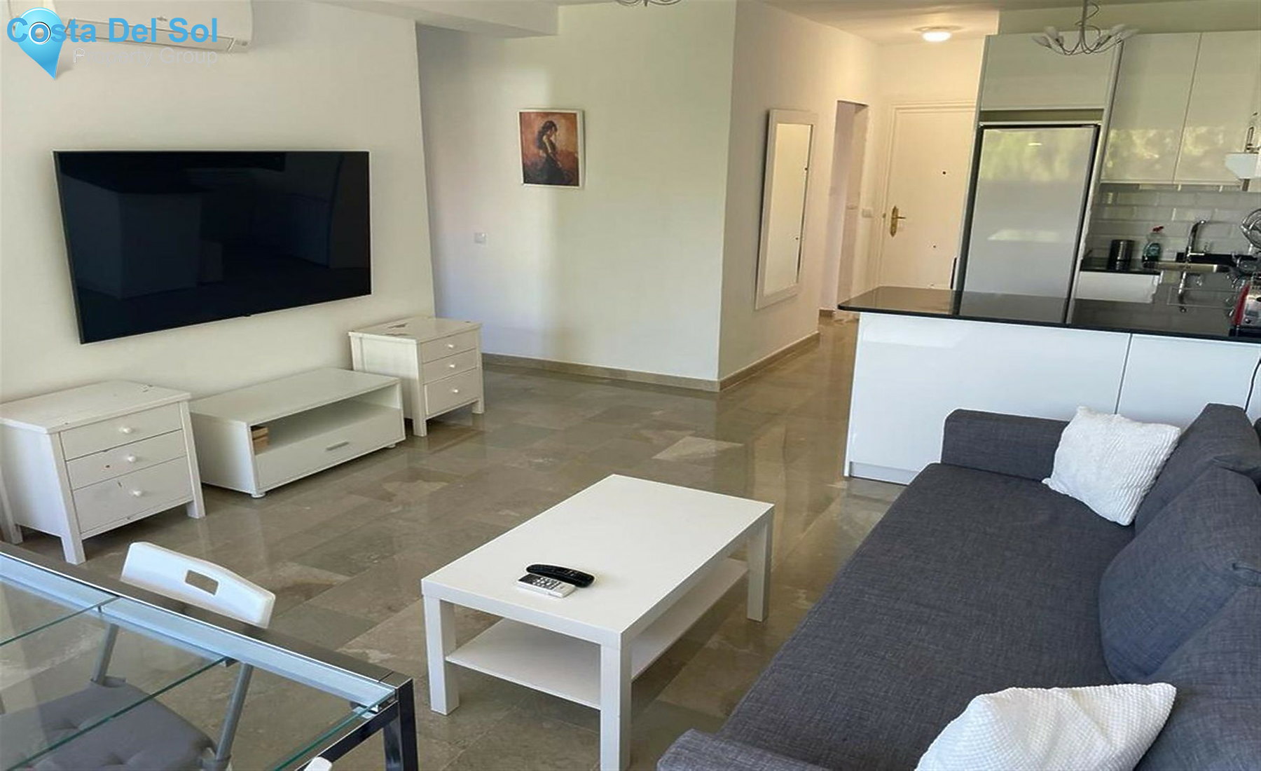 Middle Floor Apartment in Calahonda-1433514