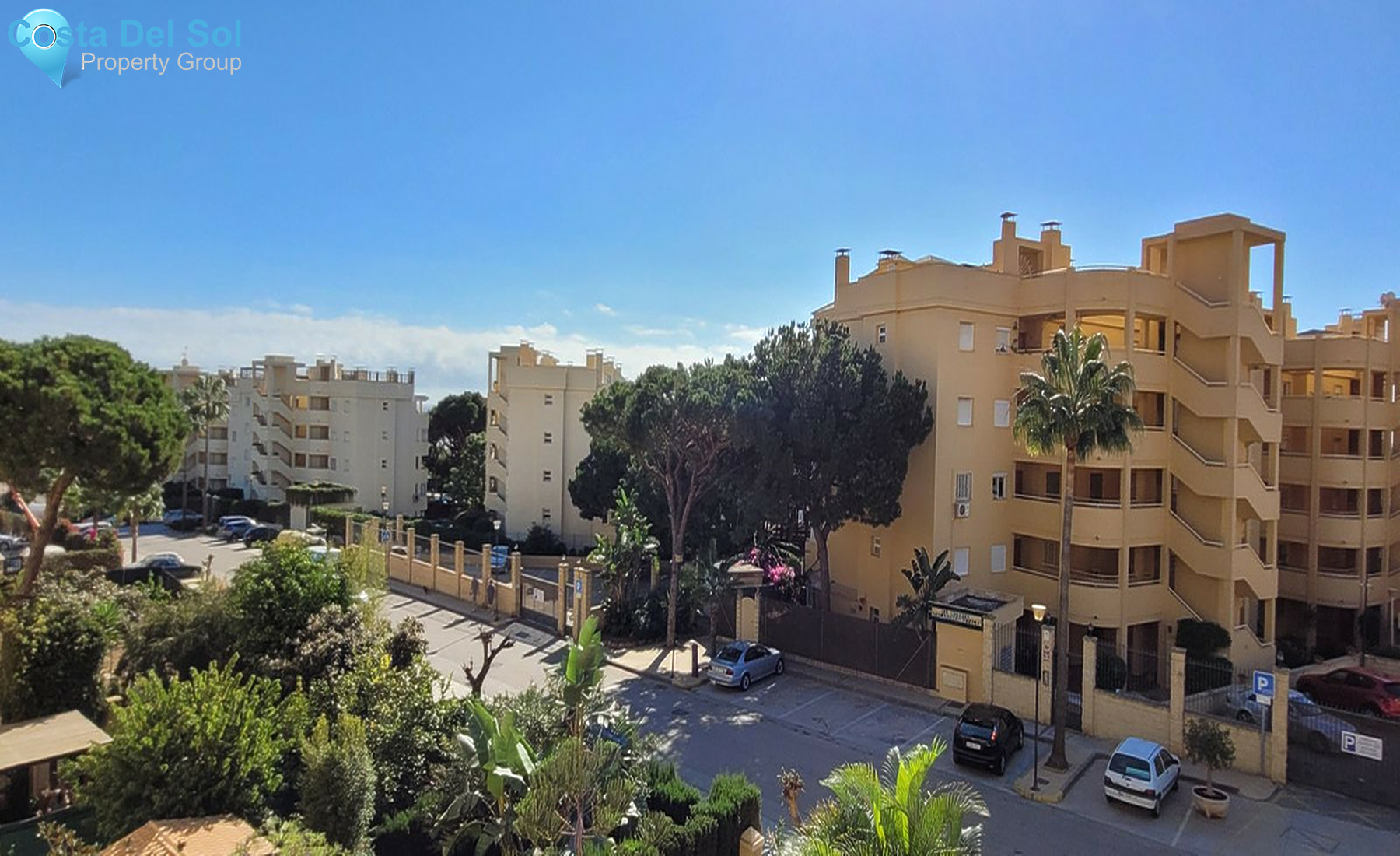 Middle Floor Apartment in Calahonda-1501189