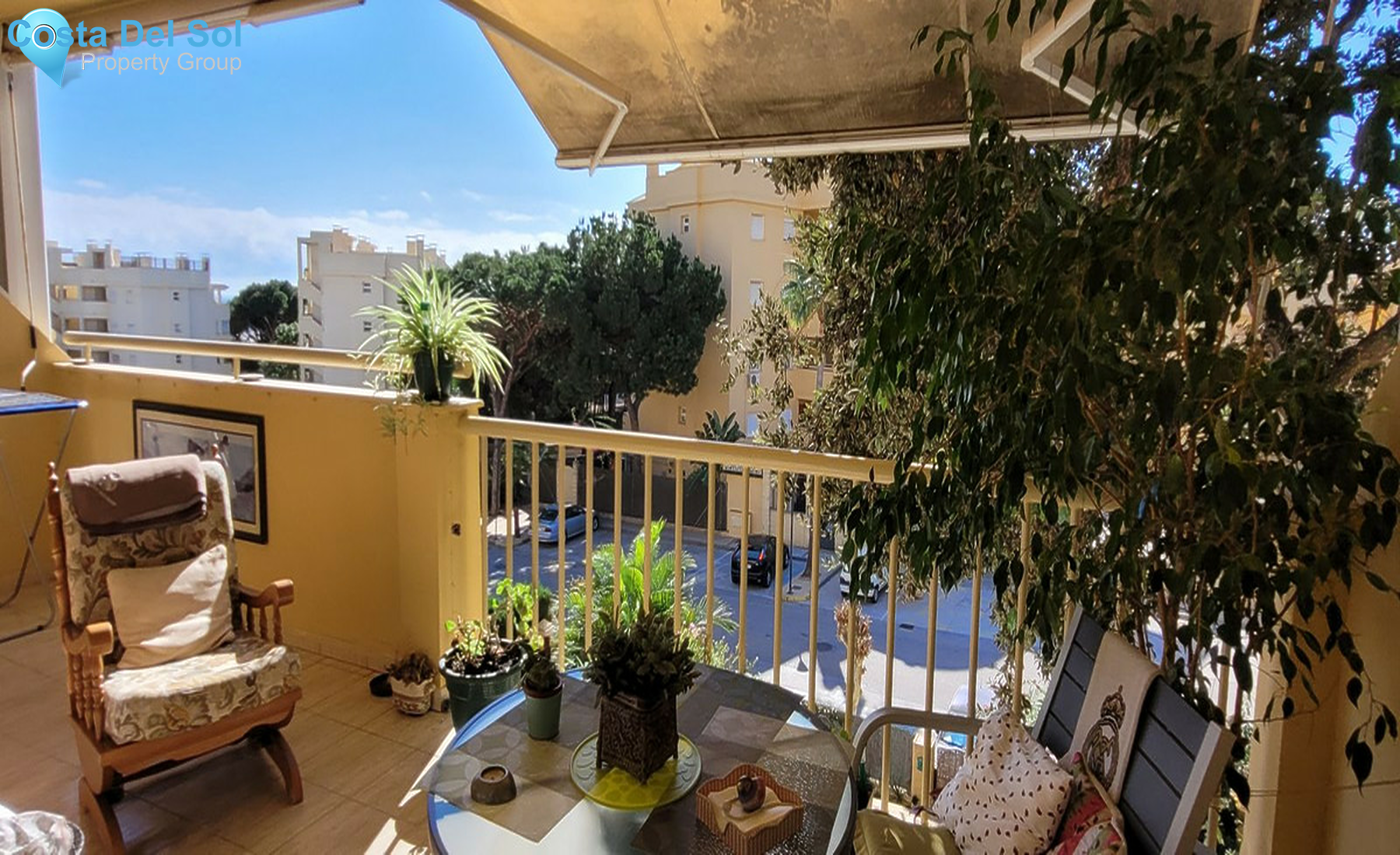 Middle Floor Apartment in Calahonda-1501191