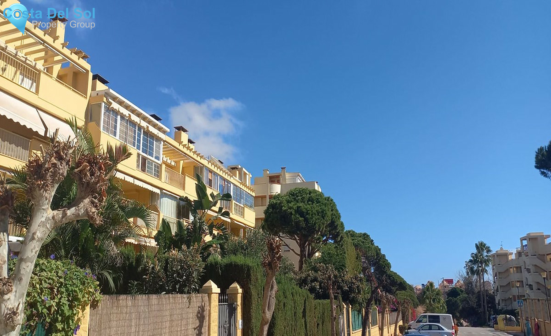 Middle Floor Apartment in Calahonda-1501176