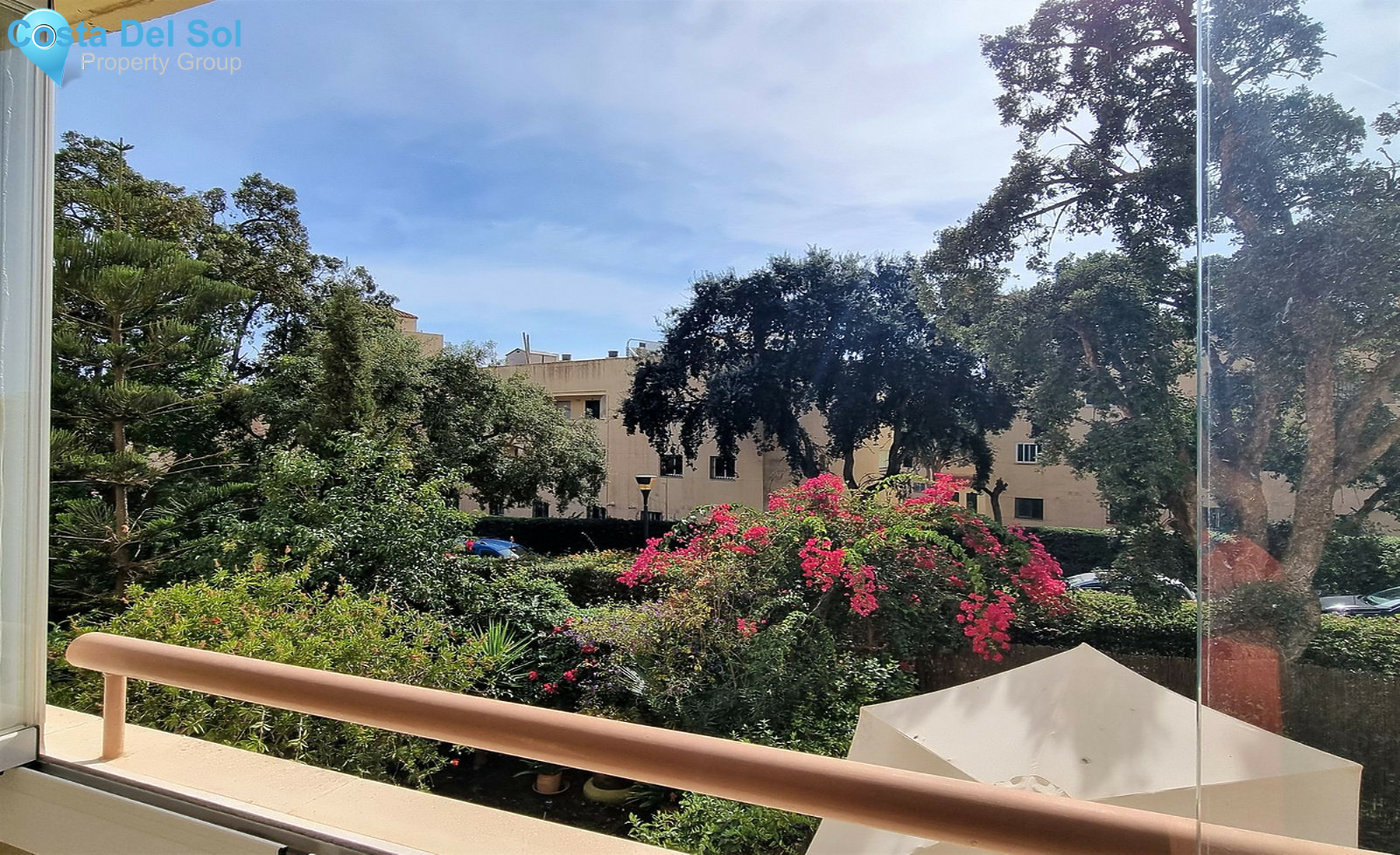 Middle Floor Apartment in Calahonda-1522395