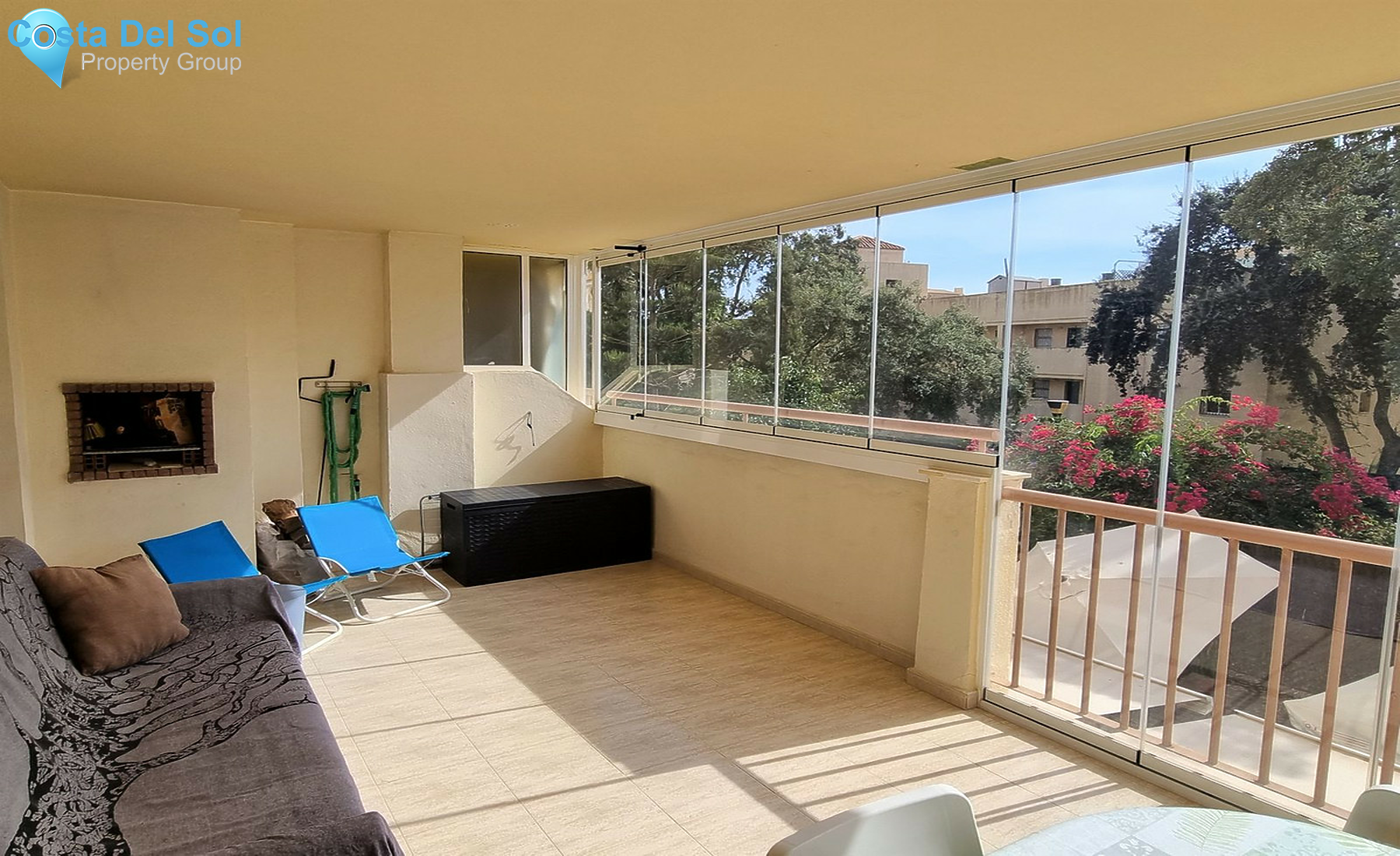Middle Floor Apartment in Calahonda-1522396