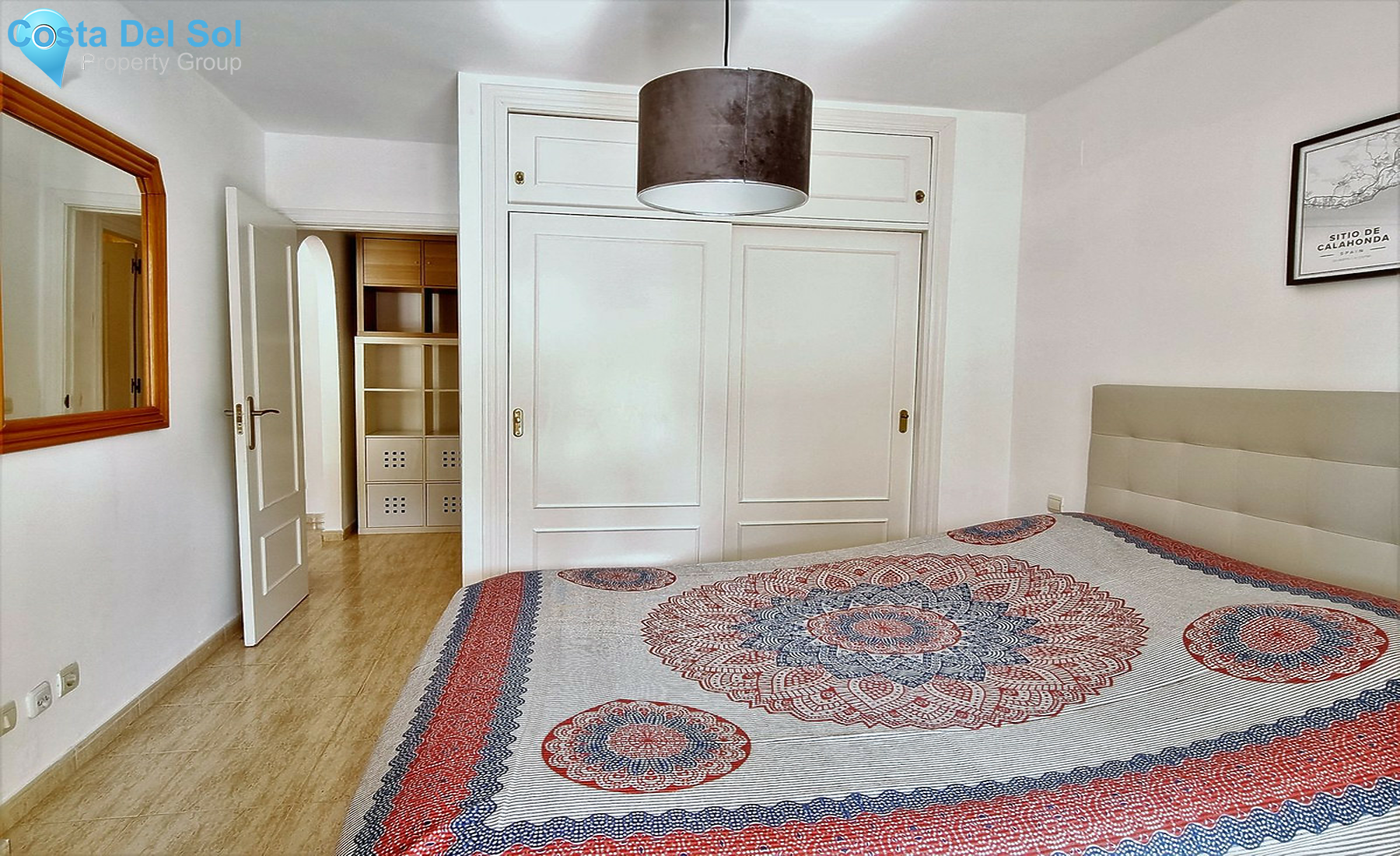 Middle Floor Apartment in Calahonda-1522379