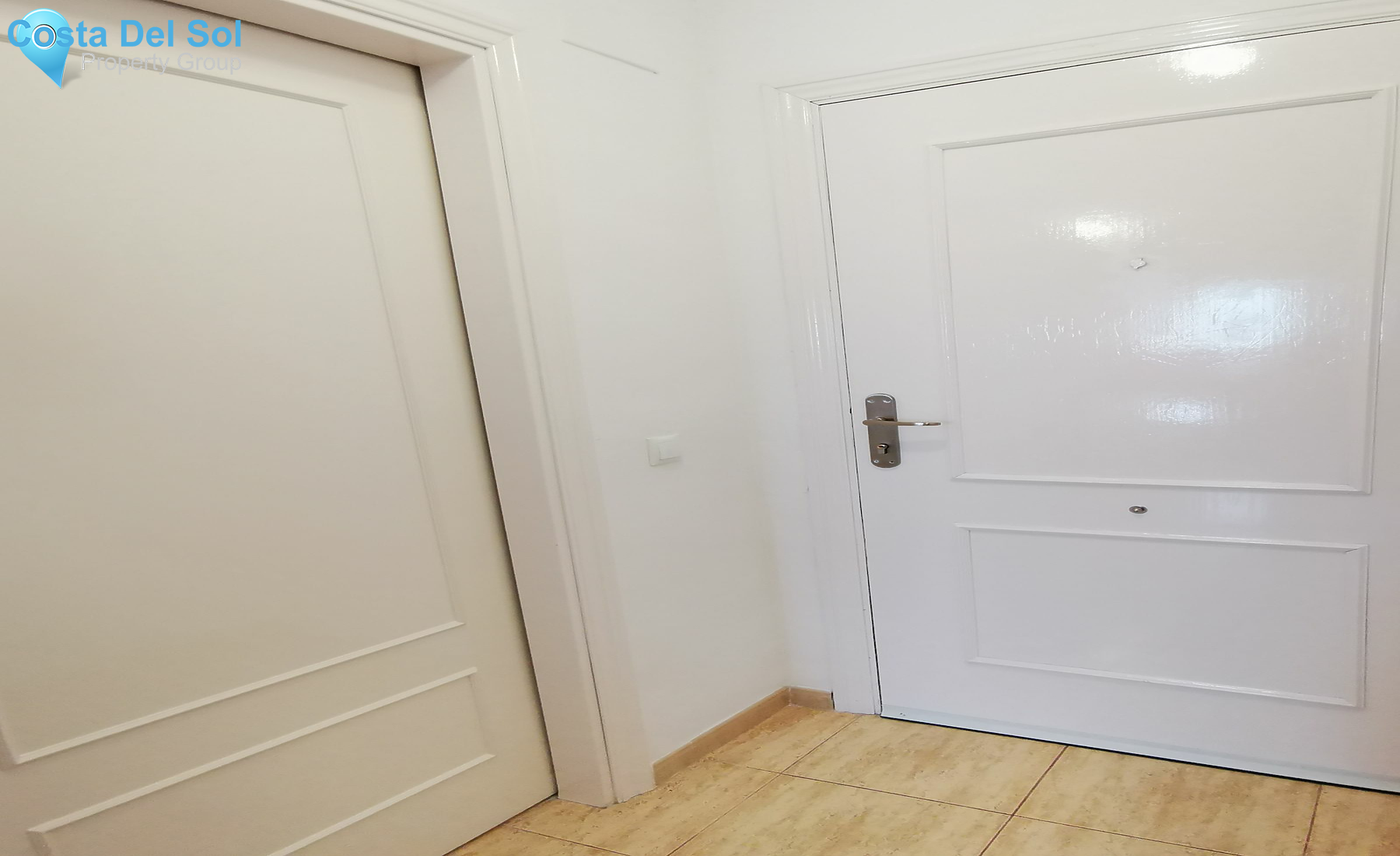 Middle Floor Apartment in Calahonda-1137250