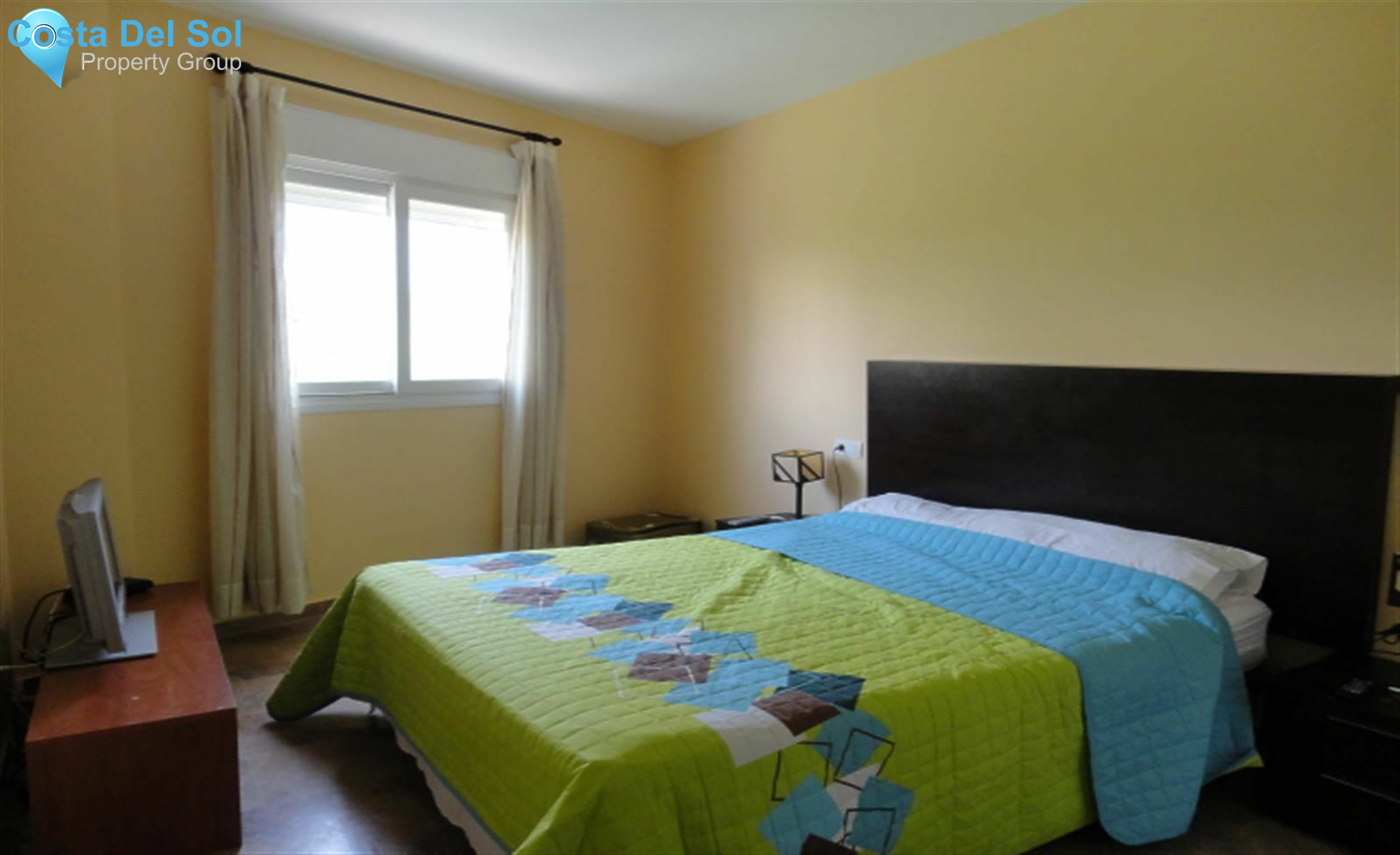Middle Floor Apartment in Calahonda-1158168
