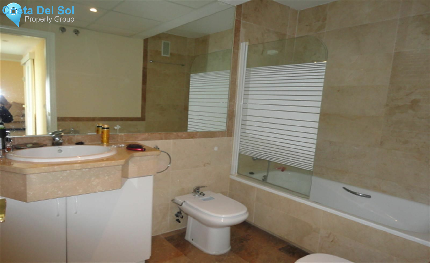 Middle Floor Apartment in Calahonda-1158169