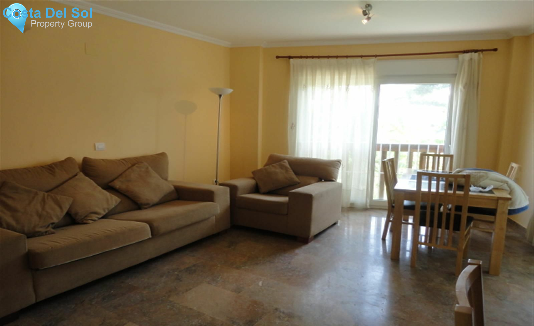 Middle Floor Apartment in Calahonda-1158172