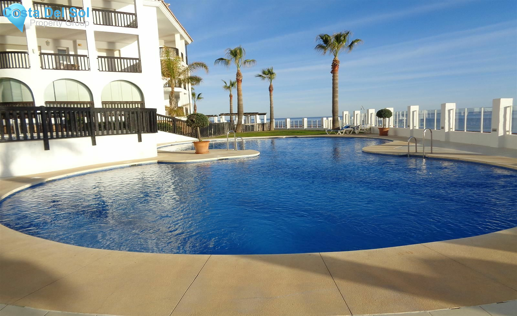 Middle Floor Apartment in Calahonda-1158175