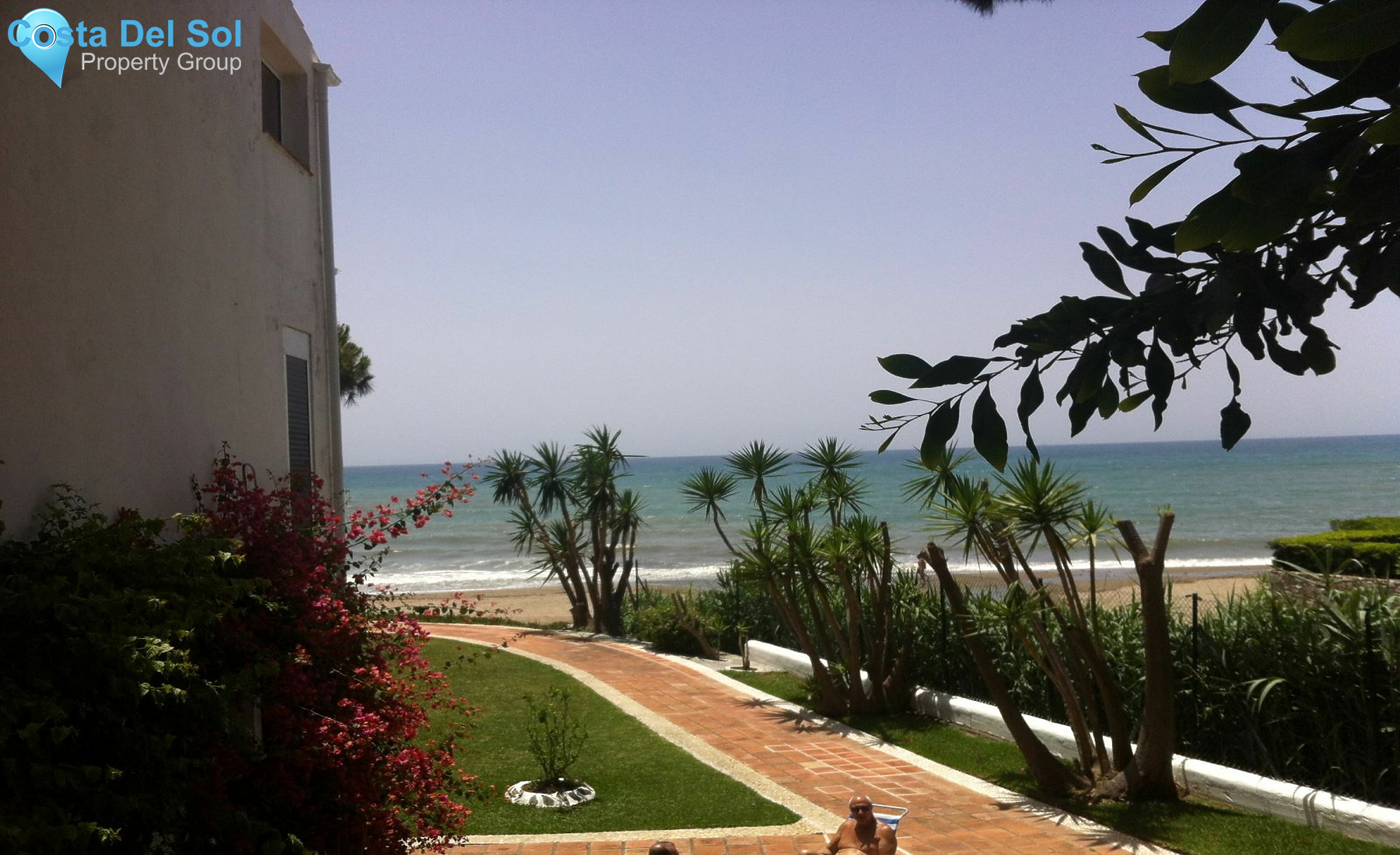 Middle Floor Apartment in Calahonda-1170248