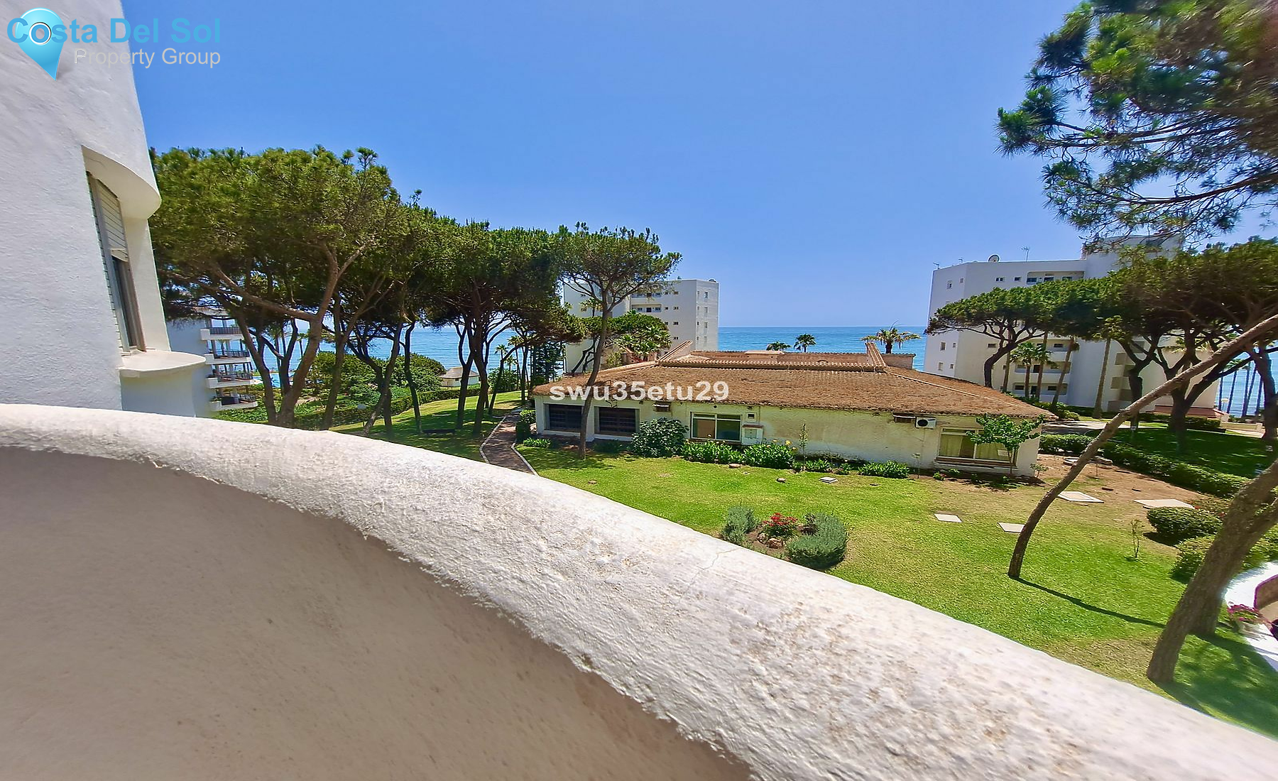 Middle Floor Apartment in Calahonda