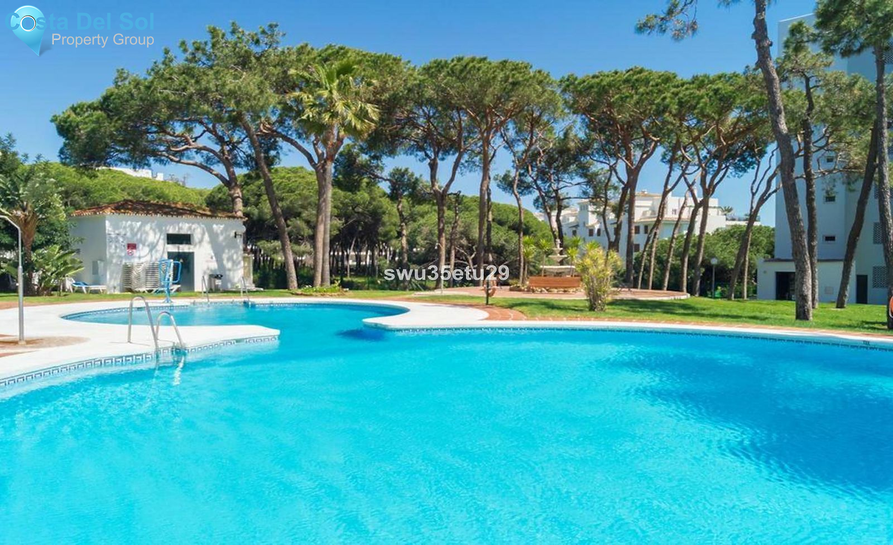 Middle Floor Apartment in Calahonda-1170918