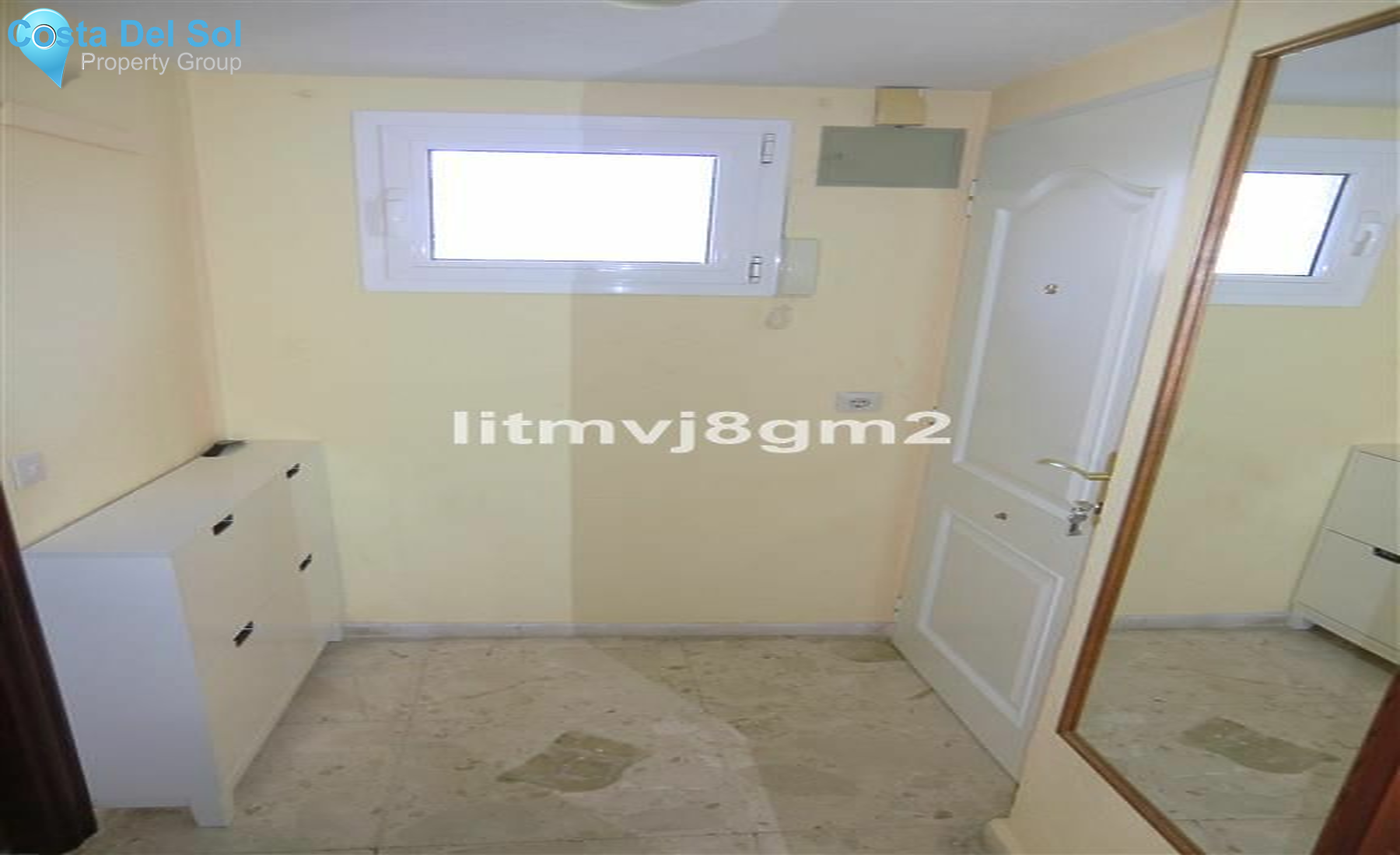 Middle Floor Apartment in Calahonda-1171541