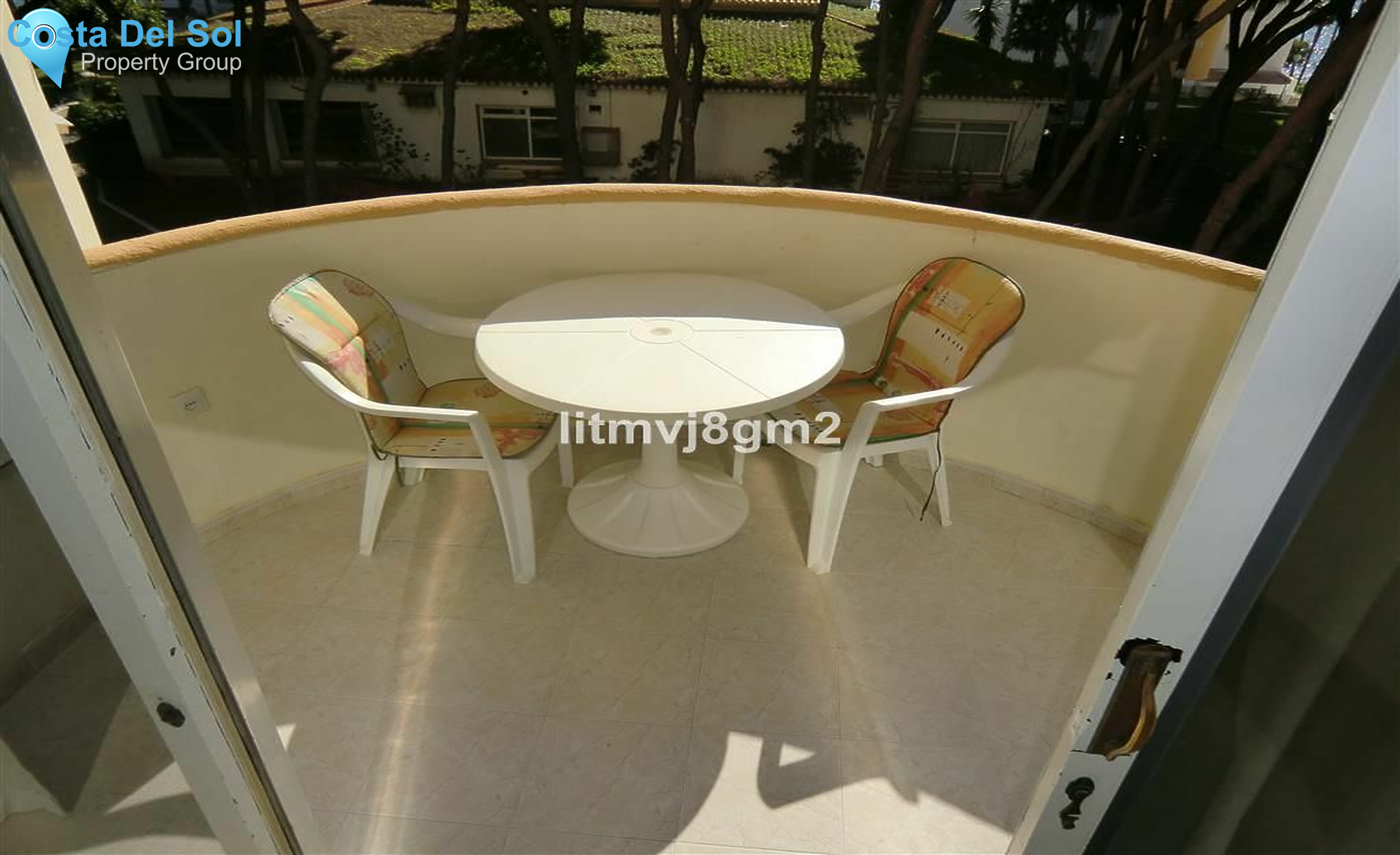 Middle Floor Apartment in Calahonda-1171532