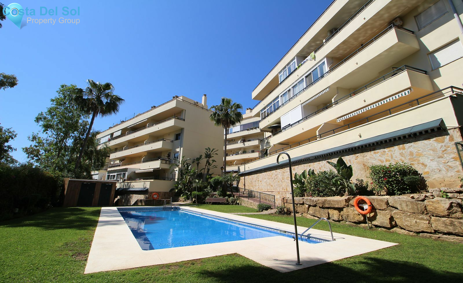 Middle Floor Apartment in Calahonda