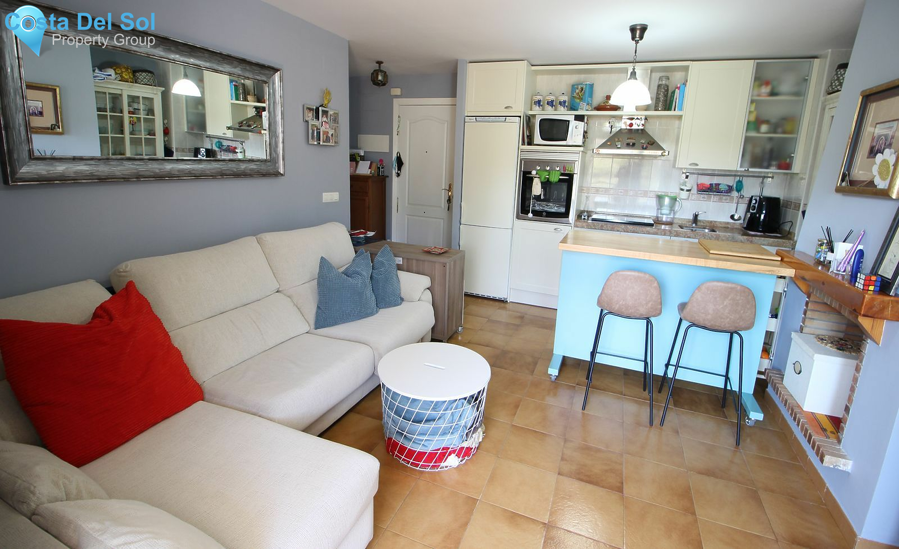 Middle Floor Apartment in Calahonda-1180156