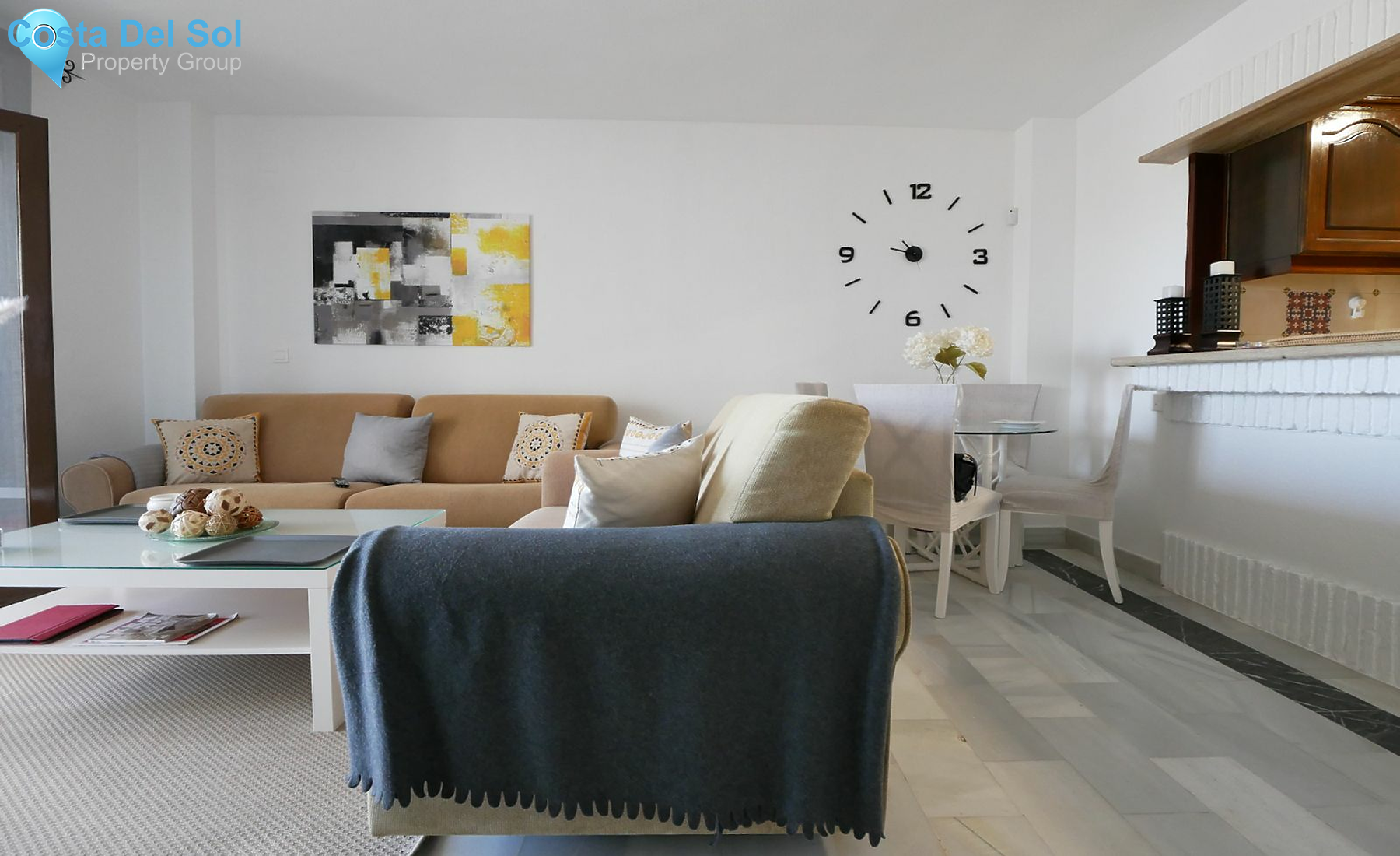 Middle Floor Apartment in Calahonda-1212888