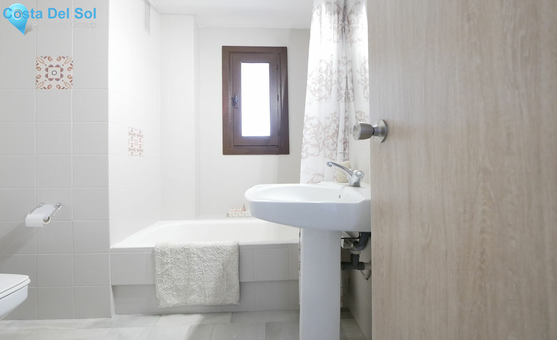 Middle Floor Apartment in Calahonda-1212891