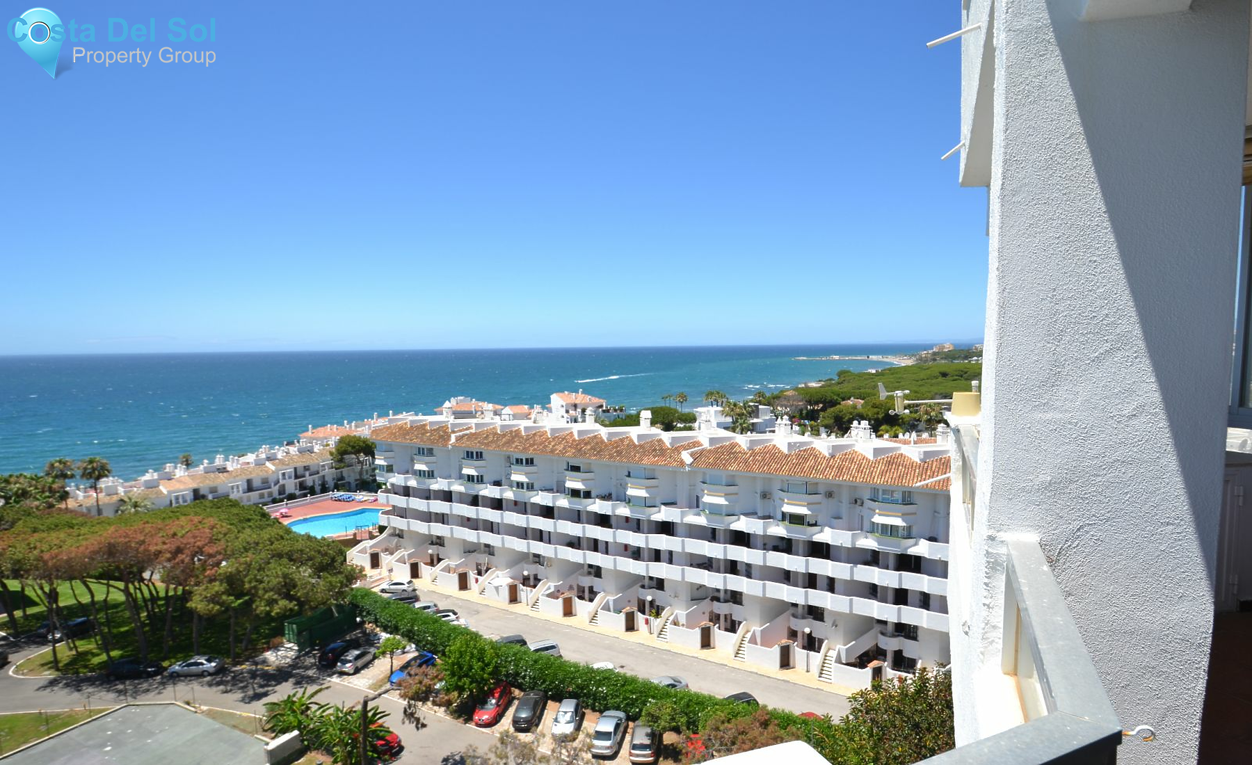 Middle Floor Apartment in Calahonda-1423810