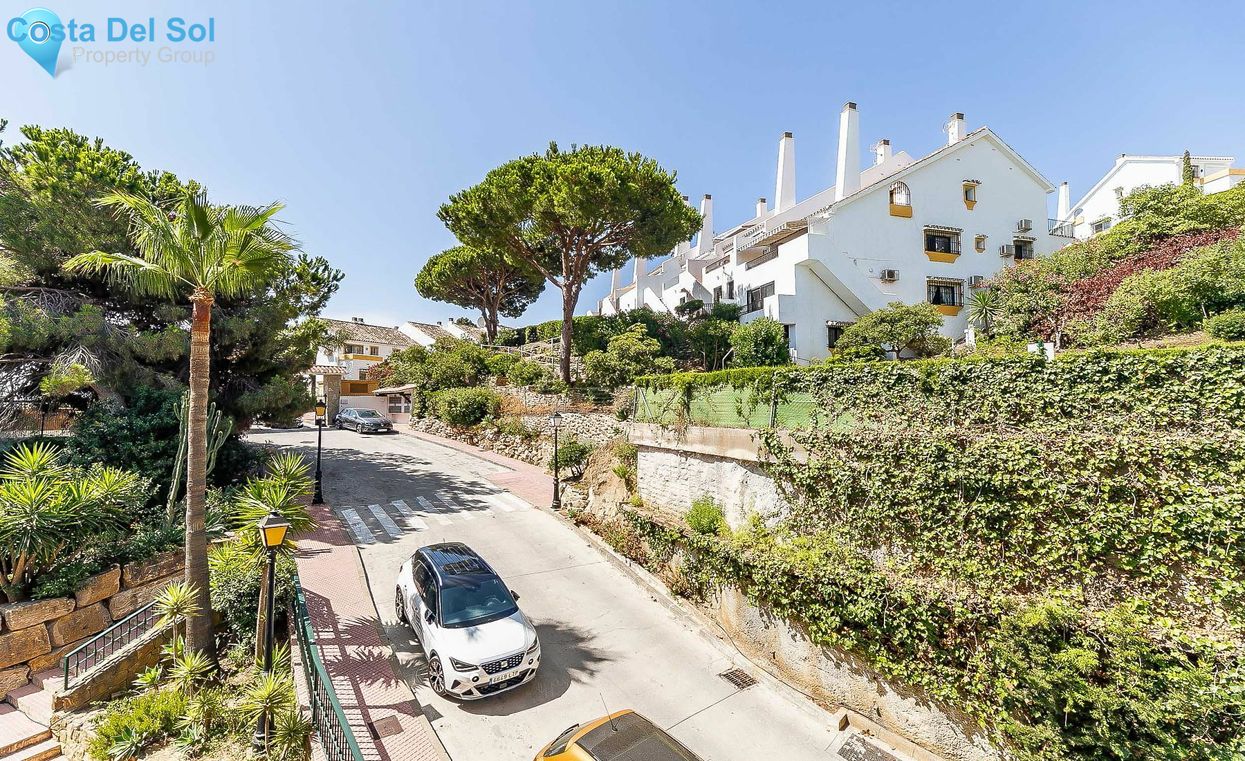 Middle Floor Apartment in Calahonda-1494883