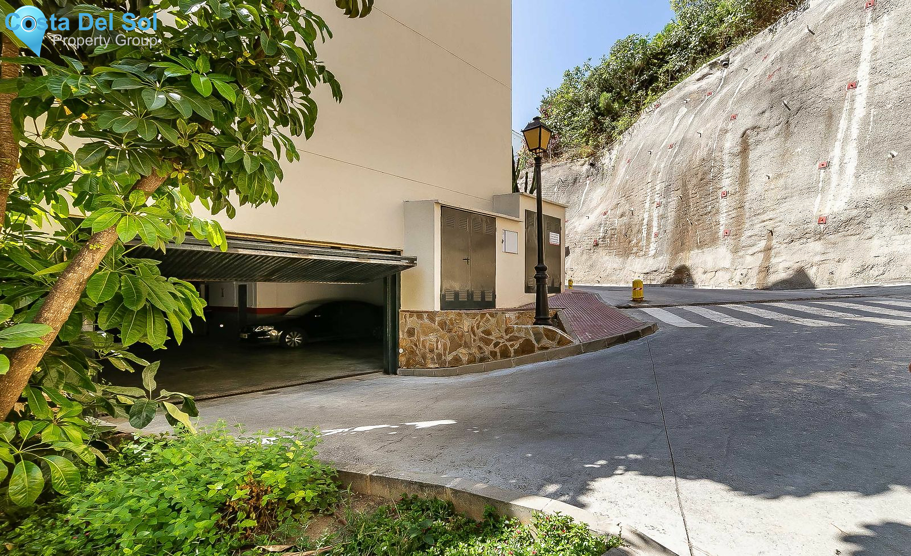 Middle Floor Apartment in Calahonda-1494884