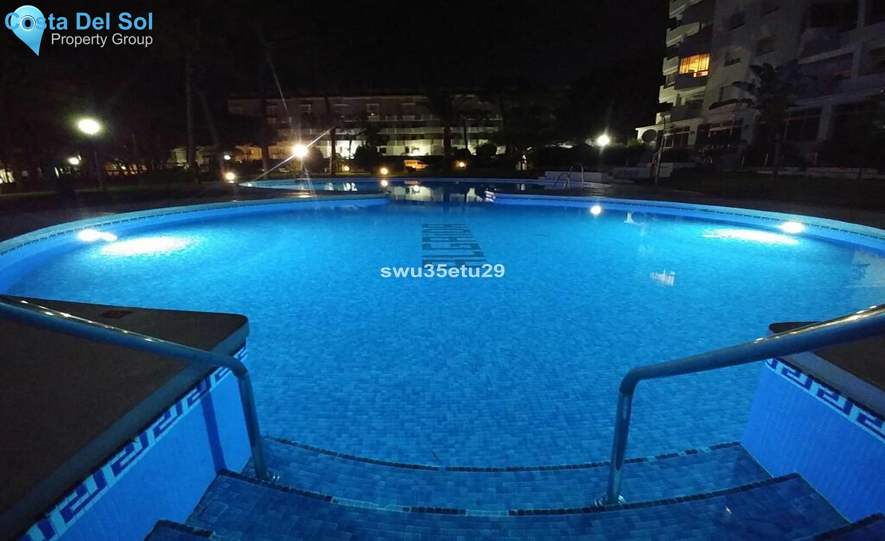 Middle Floor Apartment in Calahonda-1552141