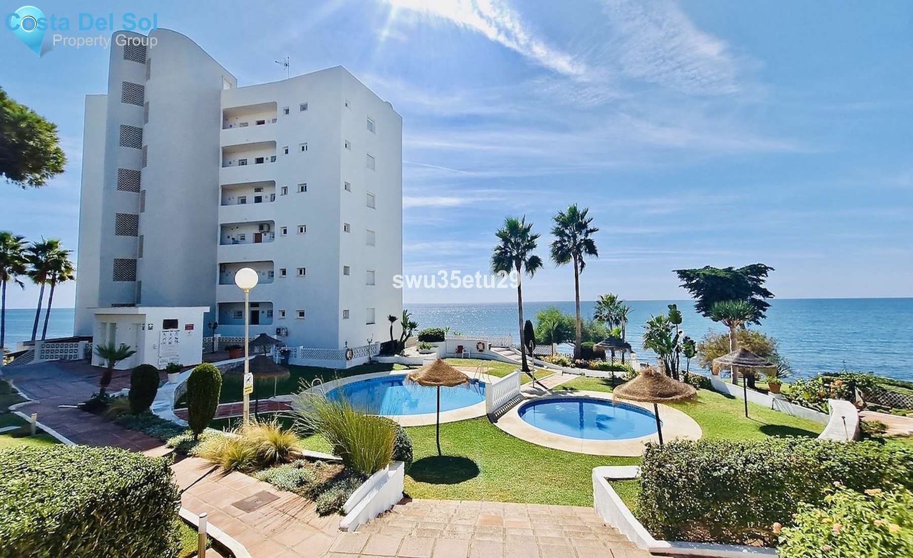 Middle Floor Apartment in Calahonda-1552143