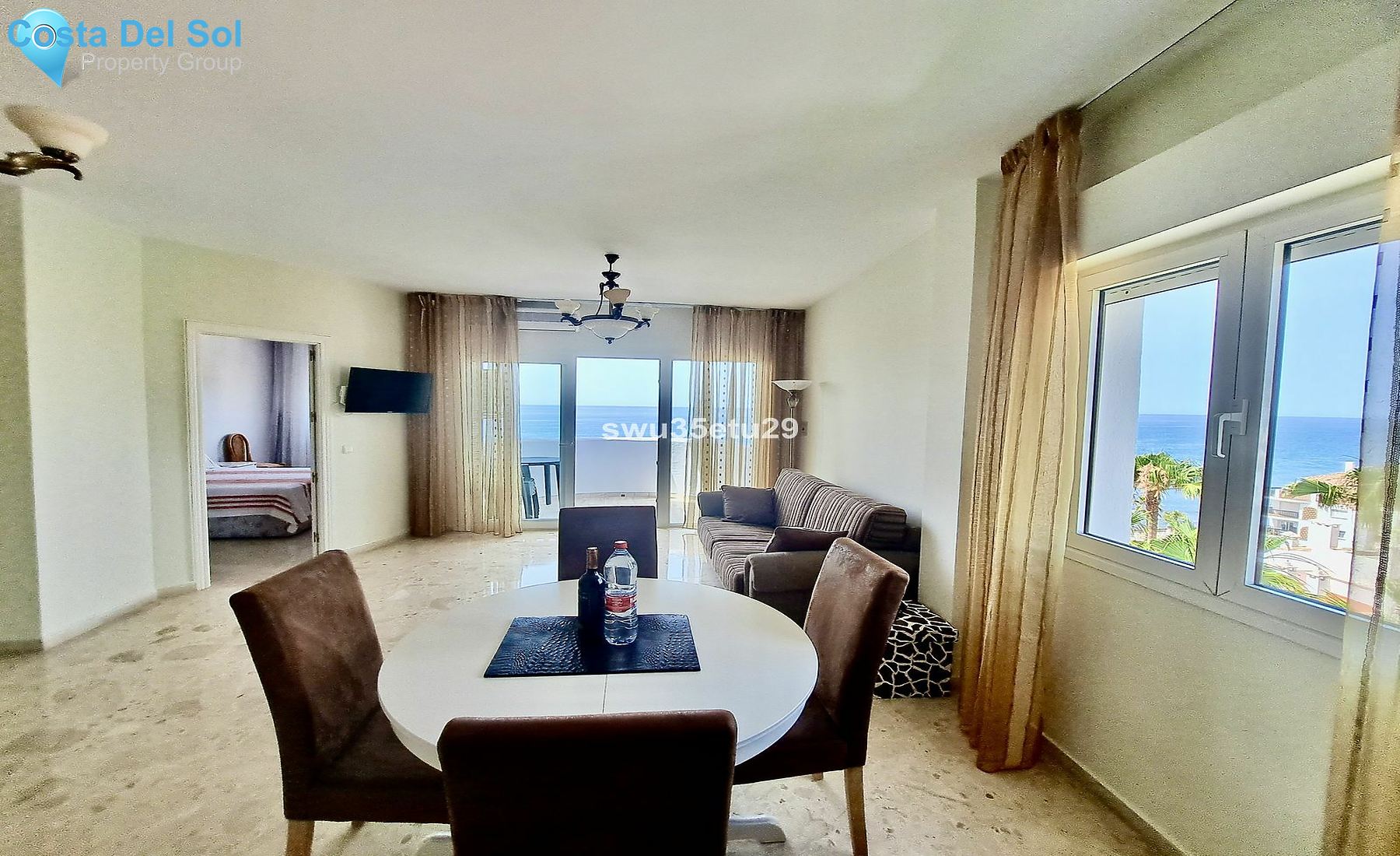 Middle Floor Apartment in Calahonda-1552130