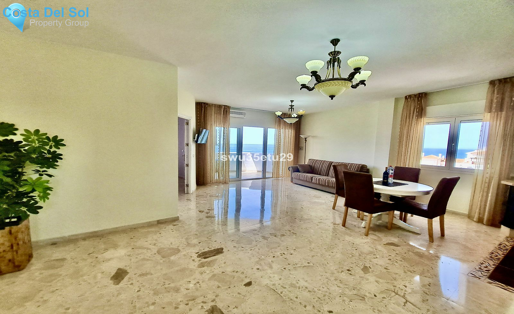 Middle Floor Apartment in Calahonda-1552131
