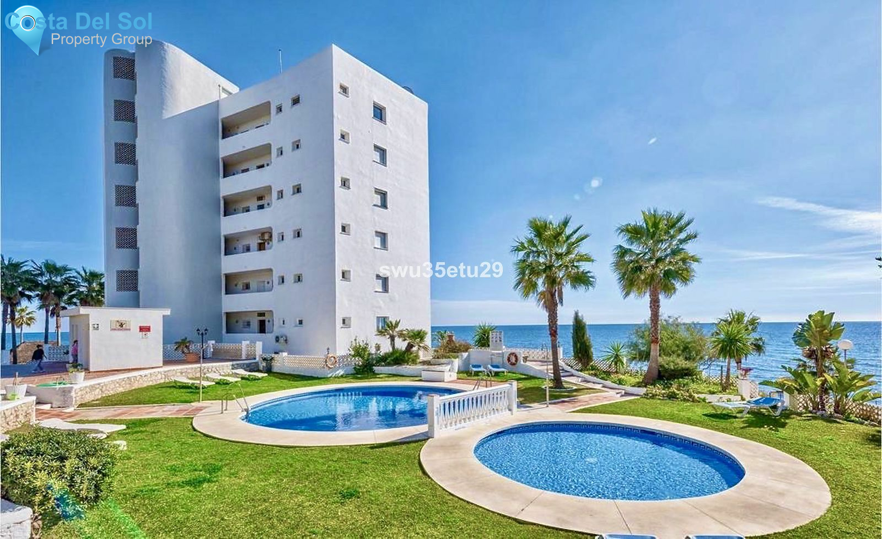 Middle Floor Apartment in Calahonda-1552133