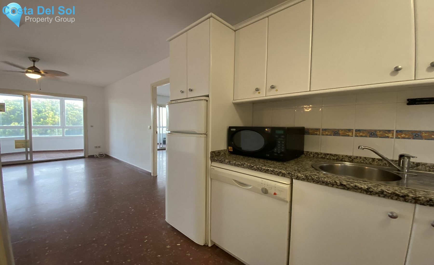 Middle Floor Apartment in Calahonda-1553969