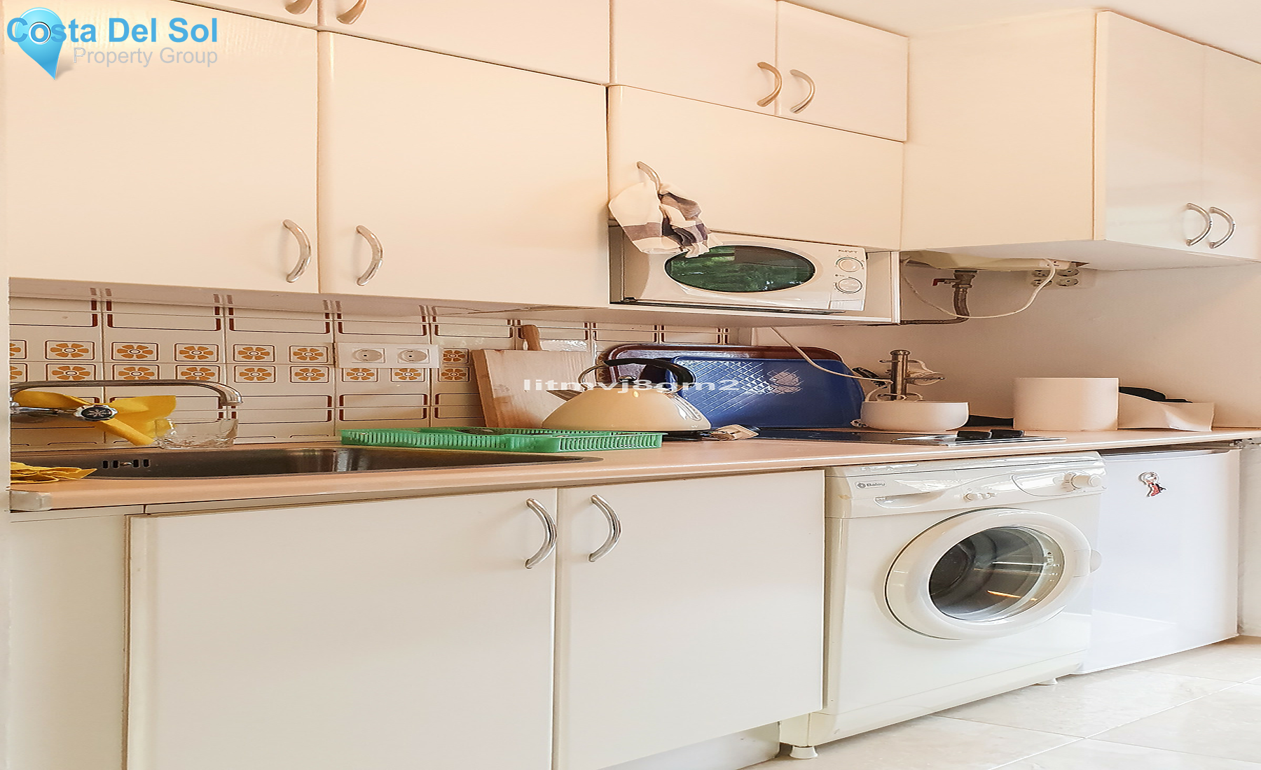 Middle Floor Apartment in Calypso-1326811