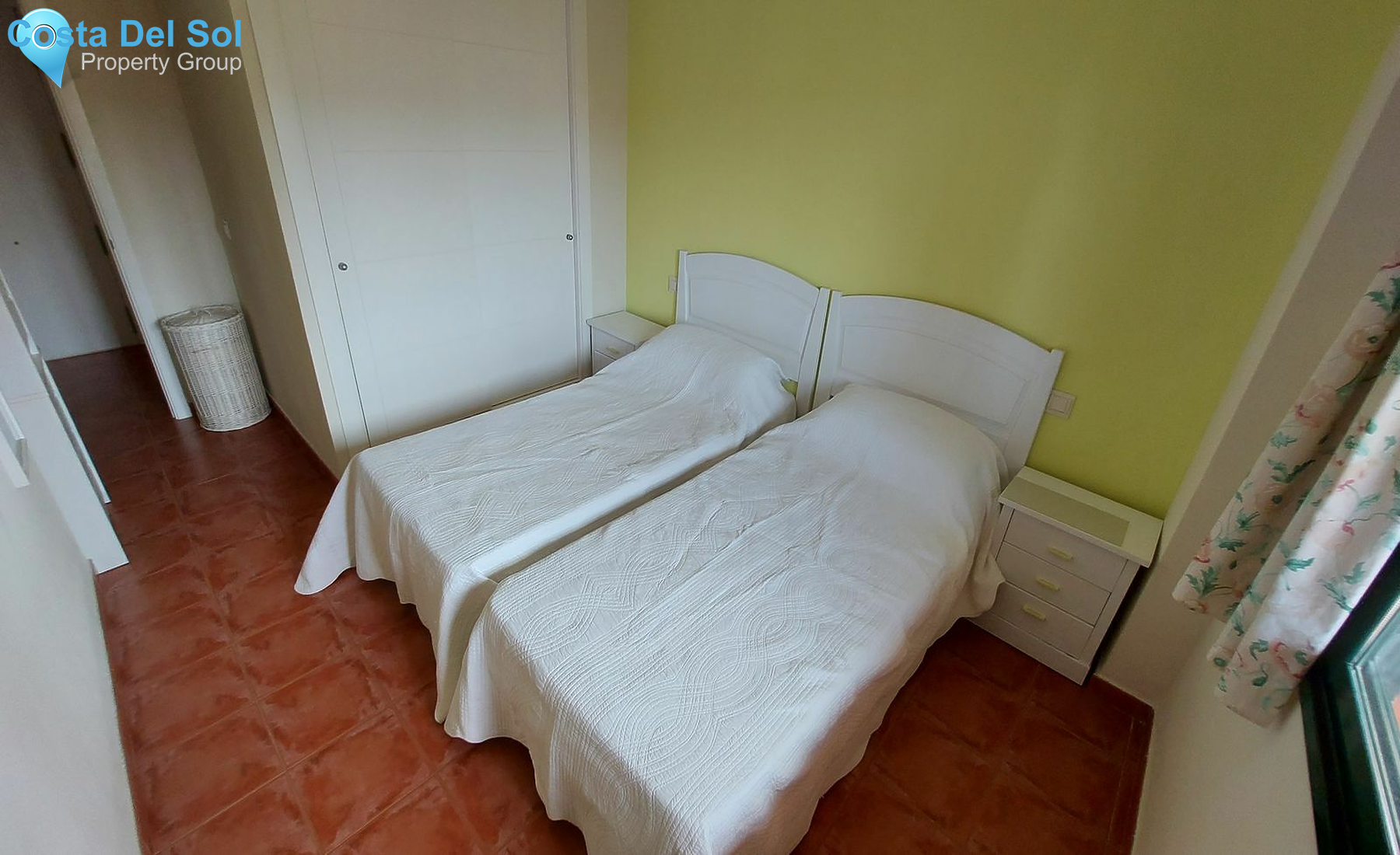 Middle Floor Apartment in Casares Playa-1159303